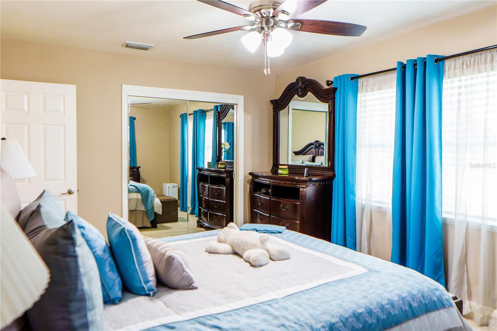 4350 37TH AVE N, ST PETERSBURG, FL, 33713