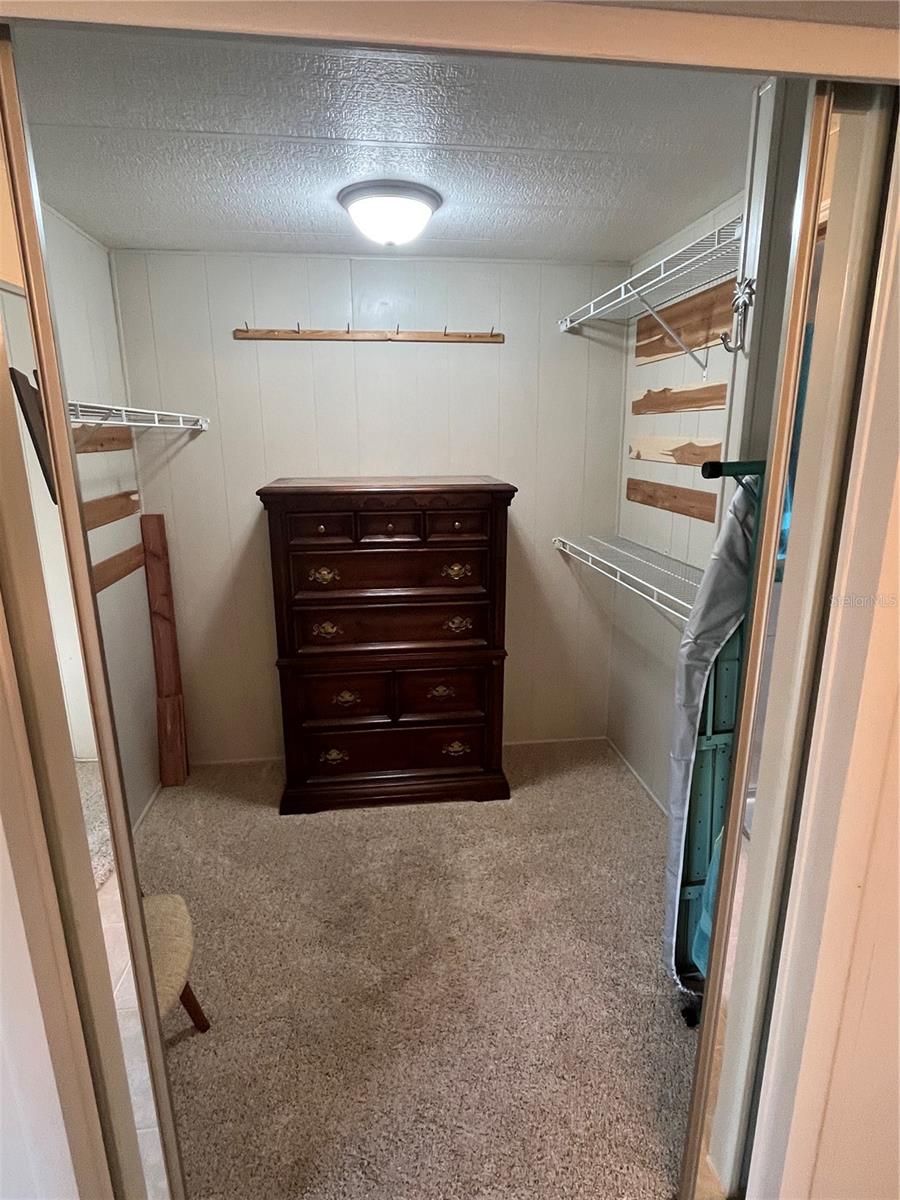 825 JOLANDA CIR, VENICE, FL, 34285