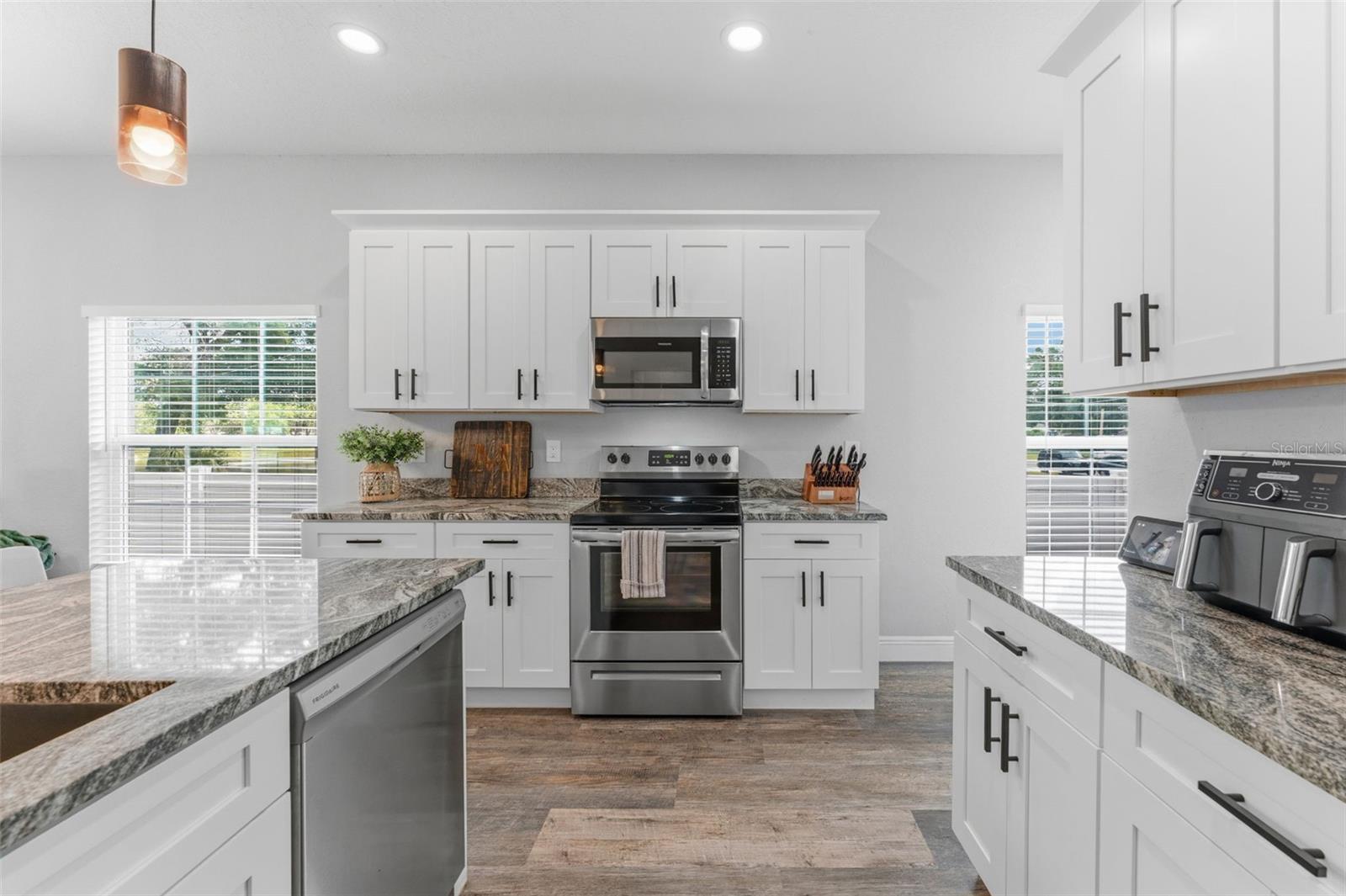 1612 E 97TH AVE, TAMPA, FL, 33612