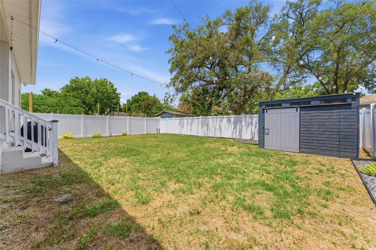 1612 E 97TH AVE, TAMPA, FL, 33612