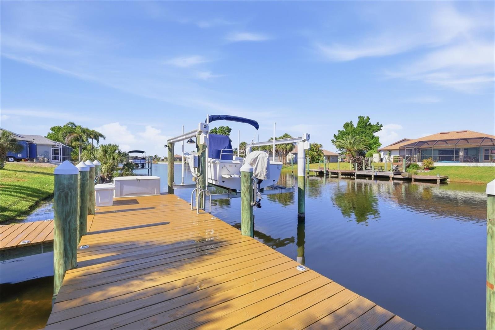 15658 APPLEWHITE CIR, PORT CHARLOTTE, FL, 33981