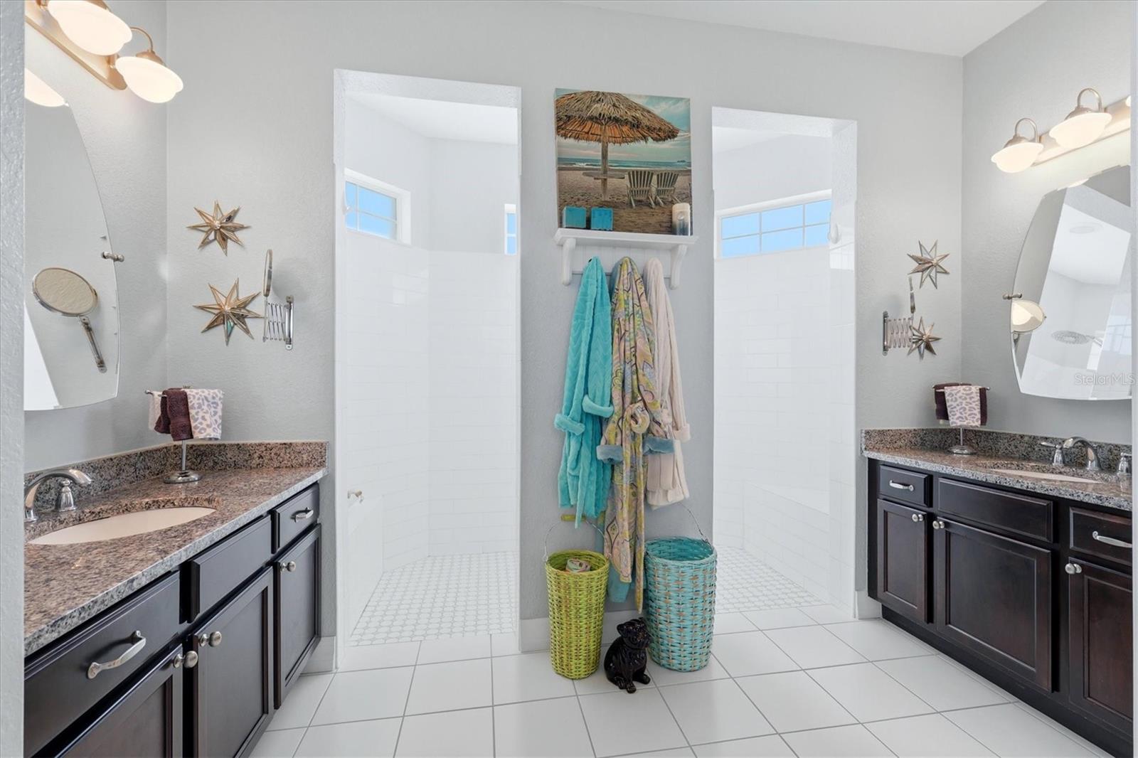 15658 APPLEWHITE CIR, PORT CHARLOTTE, FL, 33981