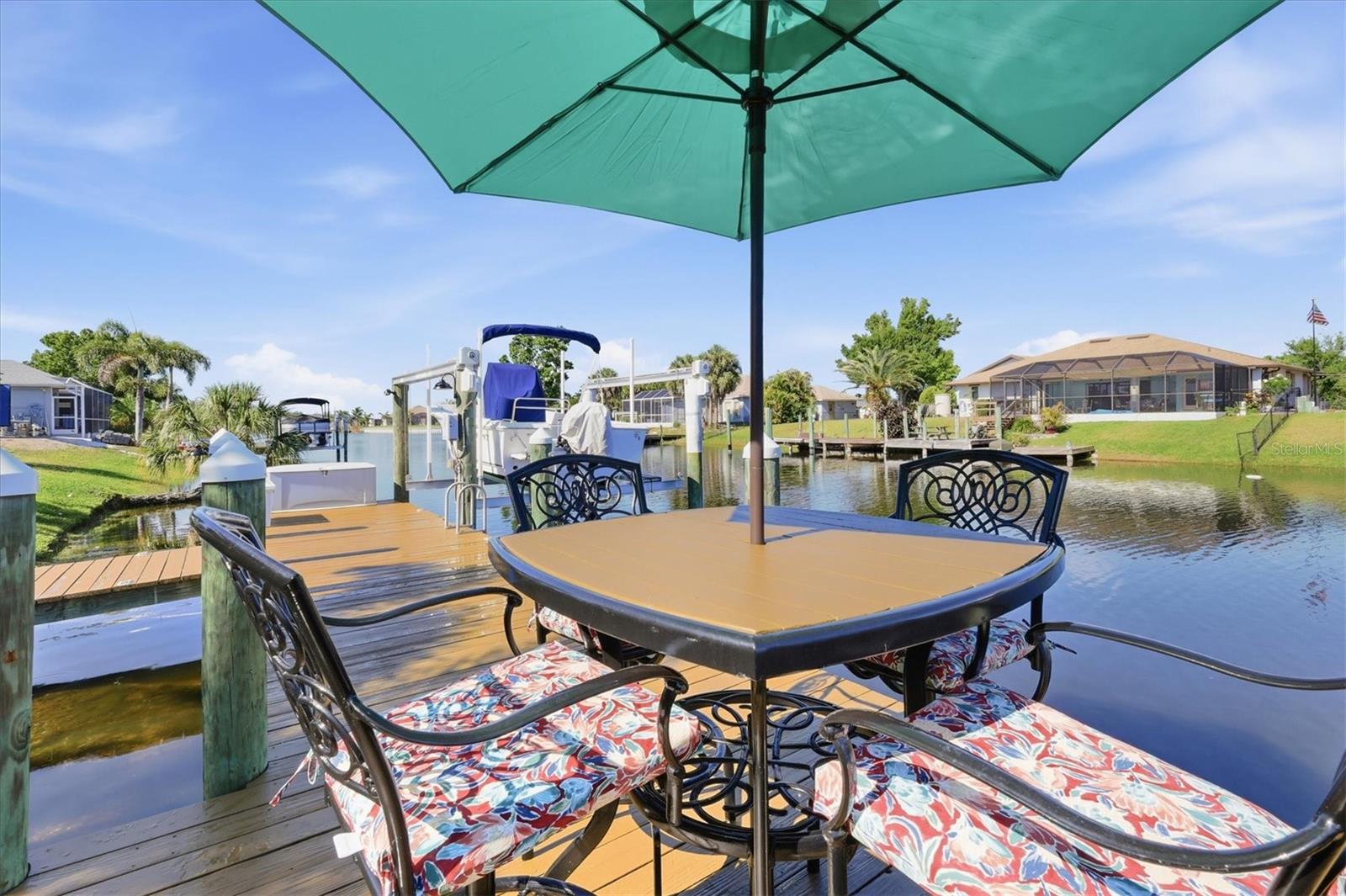 15658 APPLEWHITE CIR, PORT CHARLOTTE, FL, 33981