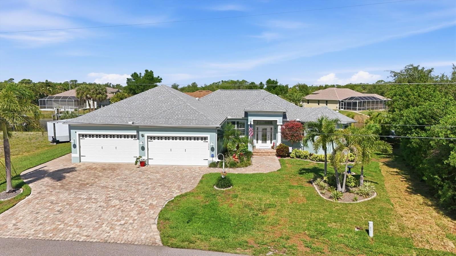 15658 APPLEWHITE CIR, PORT CHARLOTTE, FL, 33981