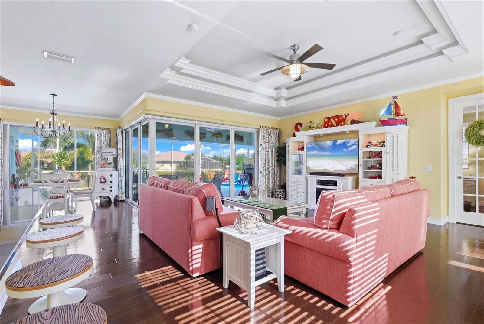 15658 APPLEWHITE CIR, PORT CHARLOTTE, FL, 33981