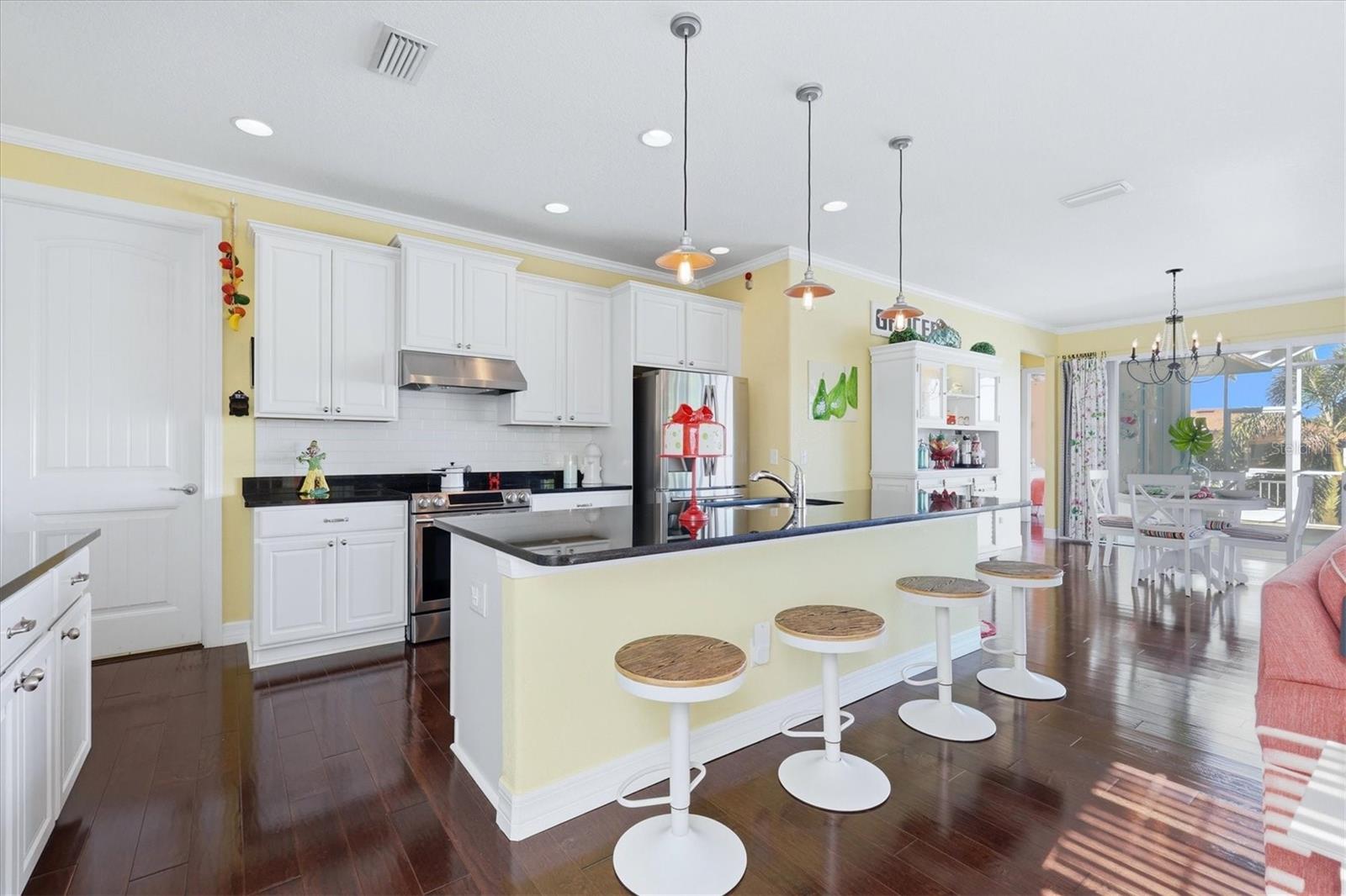 15658 APPLEWHITE CIR, PORT CHARLOTTE, FL, 33981