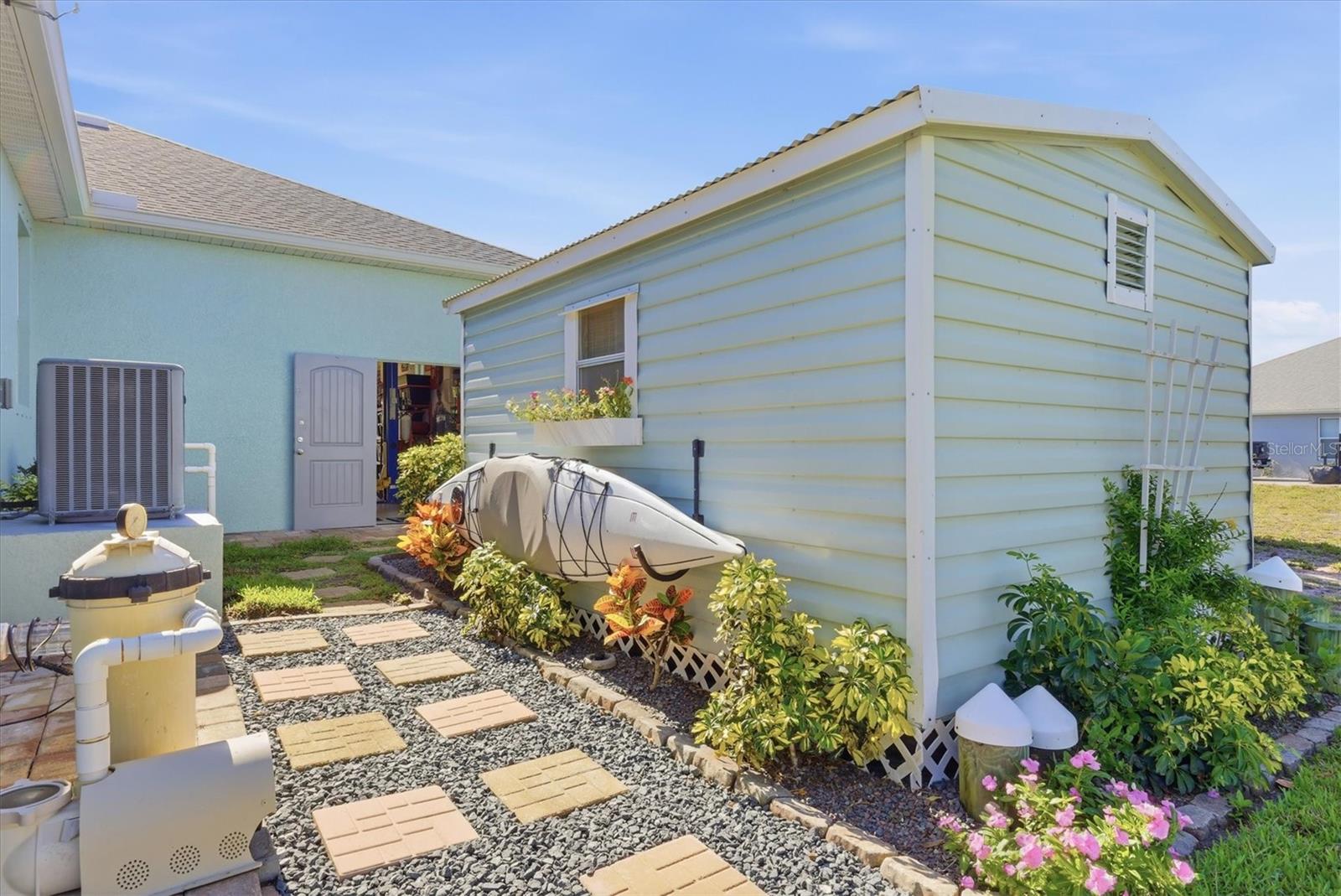 15658 APPLEWHITE CIR, PORT CHARLOTTE, FL, 33981