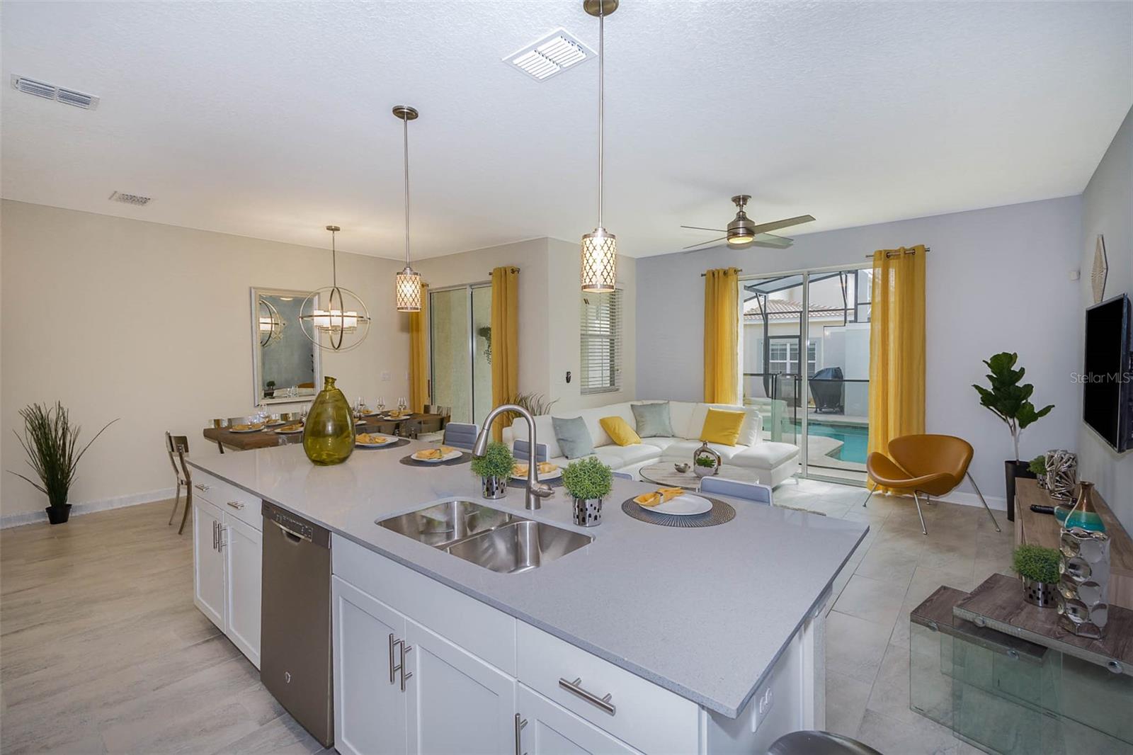 8982 STINGER DR, DAVENPORT, FL, 33896