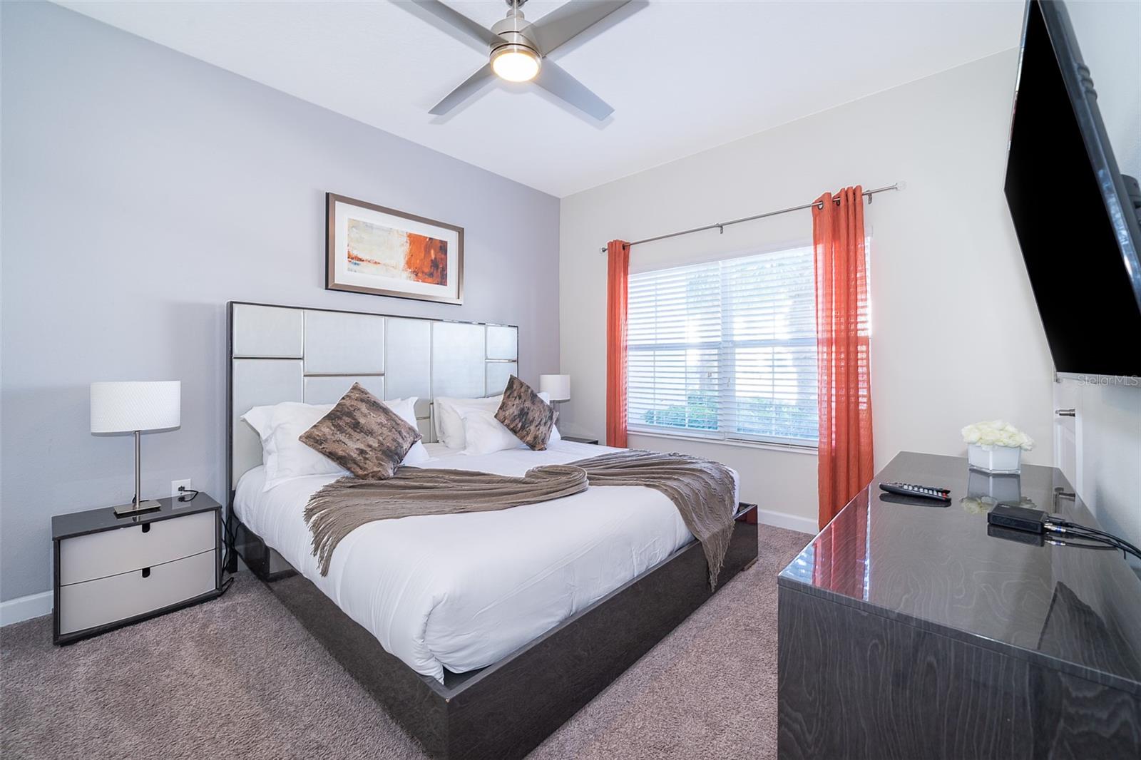 8982 STINGER DR, DAVENPORT, FL, 33896