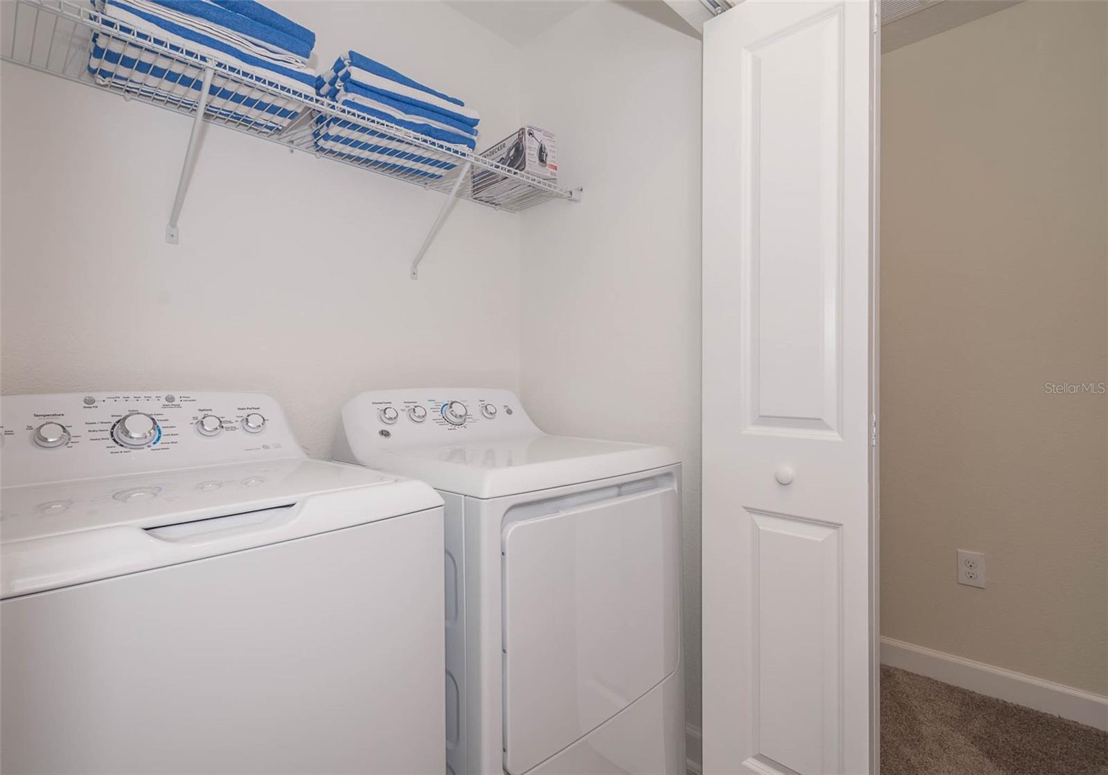 8982 STINGER DR, DAVENPORT, FL, 33896