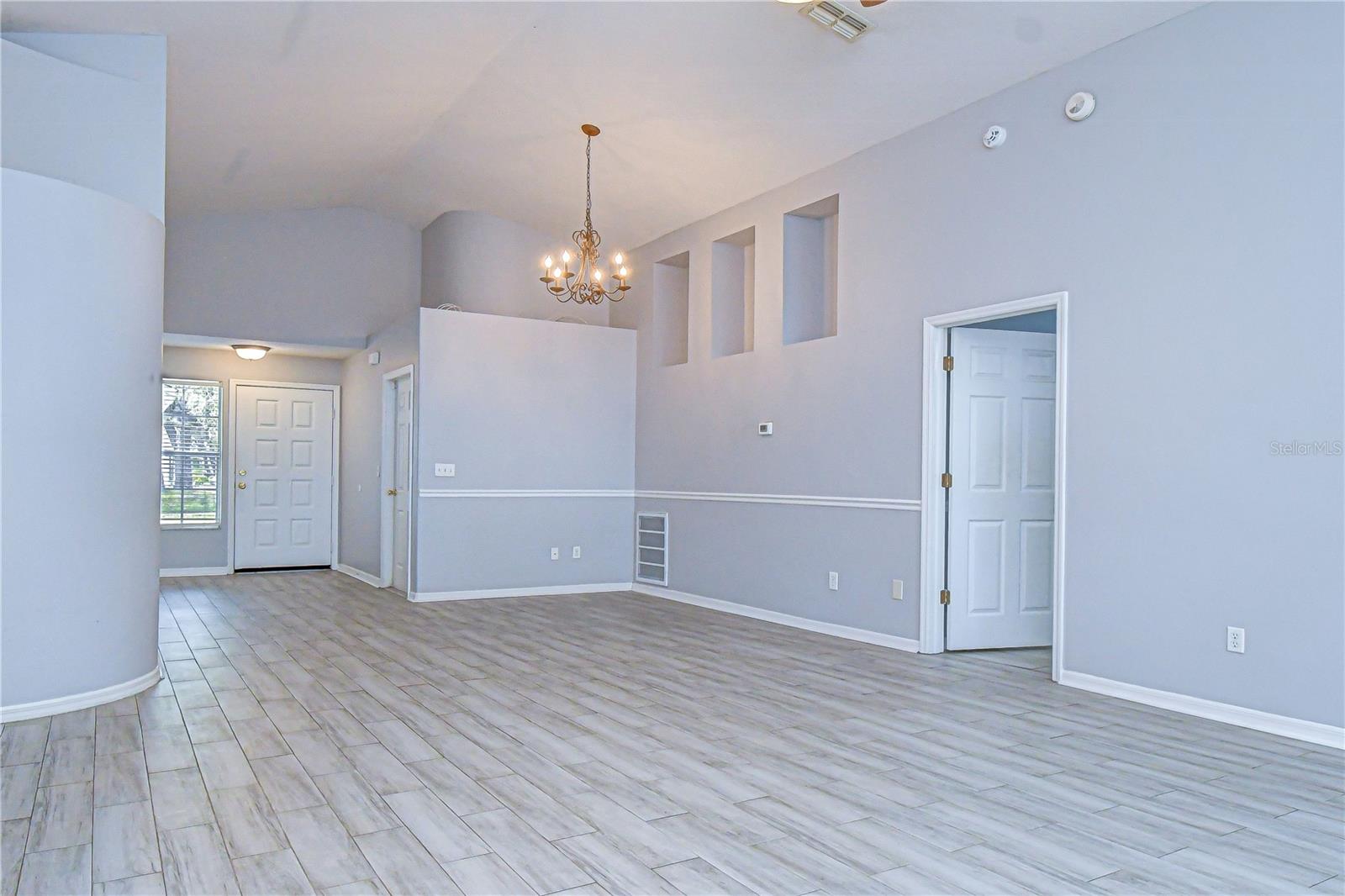 2512 GOTHAM WAY, VALRICO, FL, 33594
