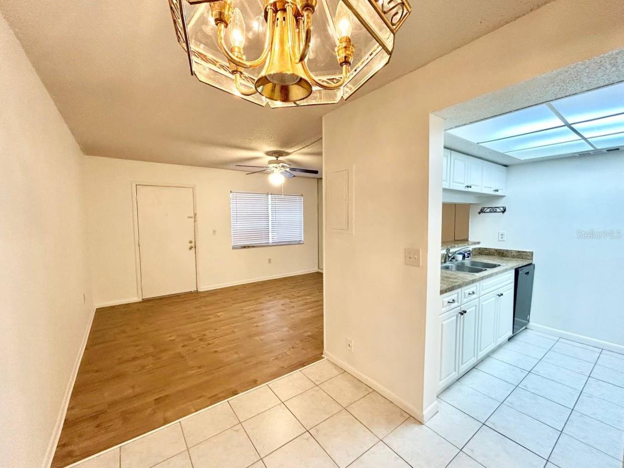 2420 WINDING CREEK BLVD #109, CLEARWATER, FL, 33761