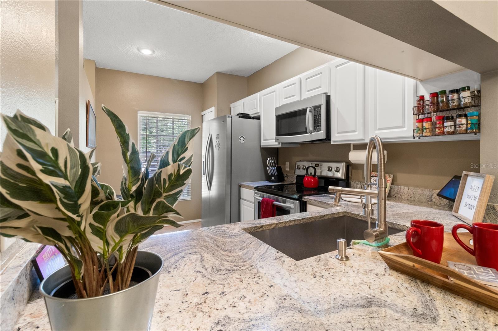 8635 HUNTERS KEY CIR, TAMPA, FL, 33647