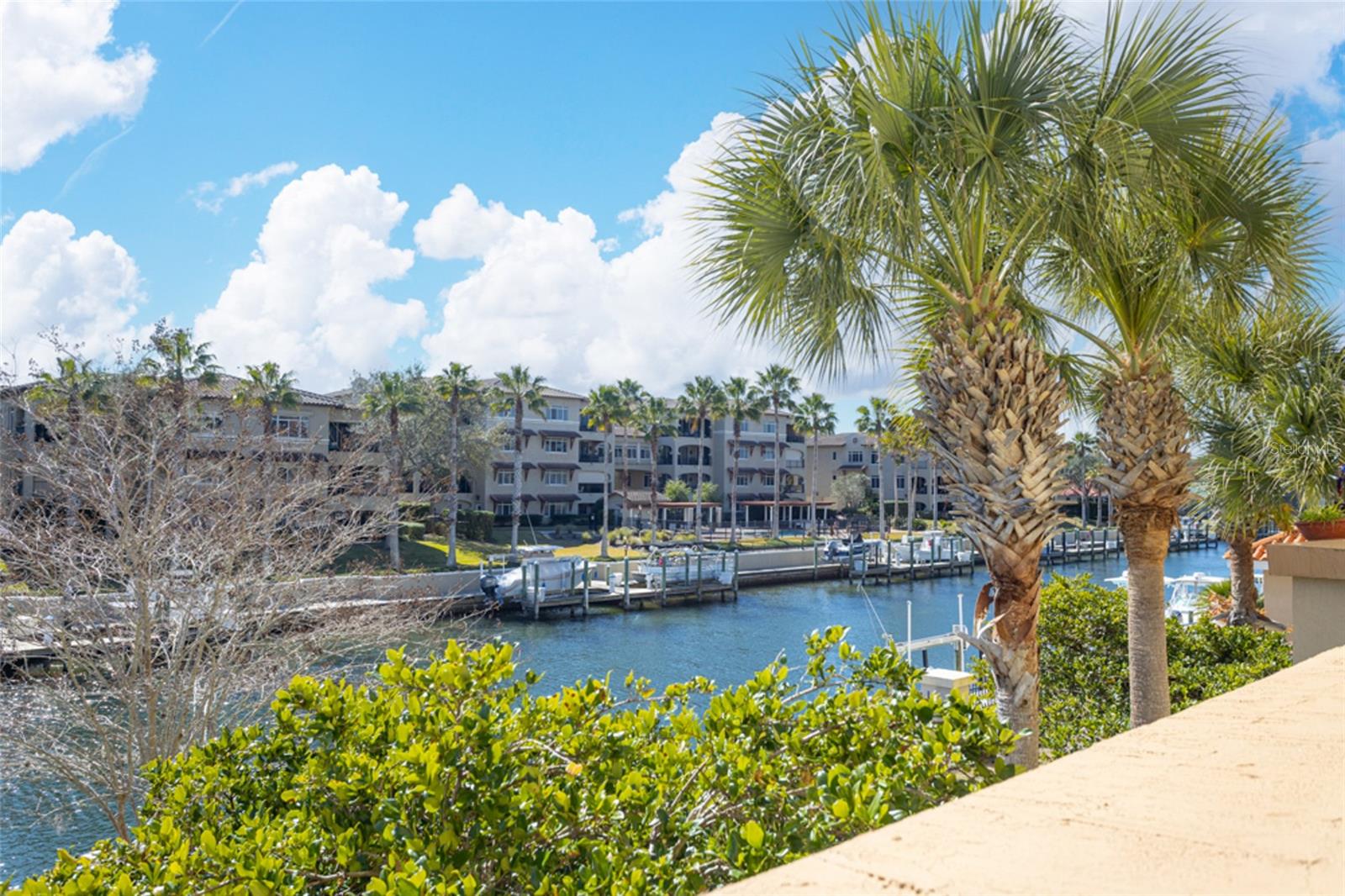 300 BELLA HARBOR, PALM COAST, FL, 32137
