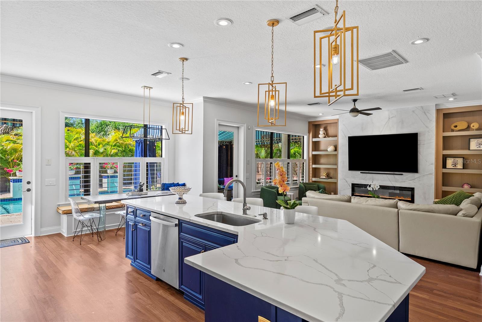 3114 W BAY VILLA AVE, TAMPA, FL, 33611