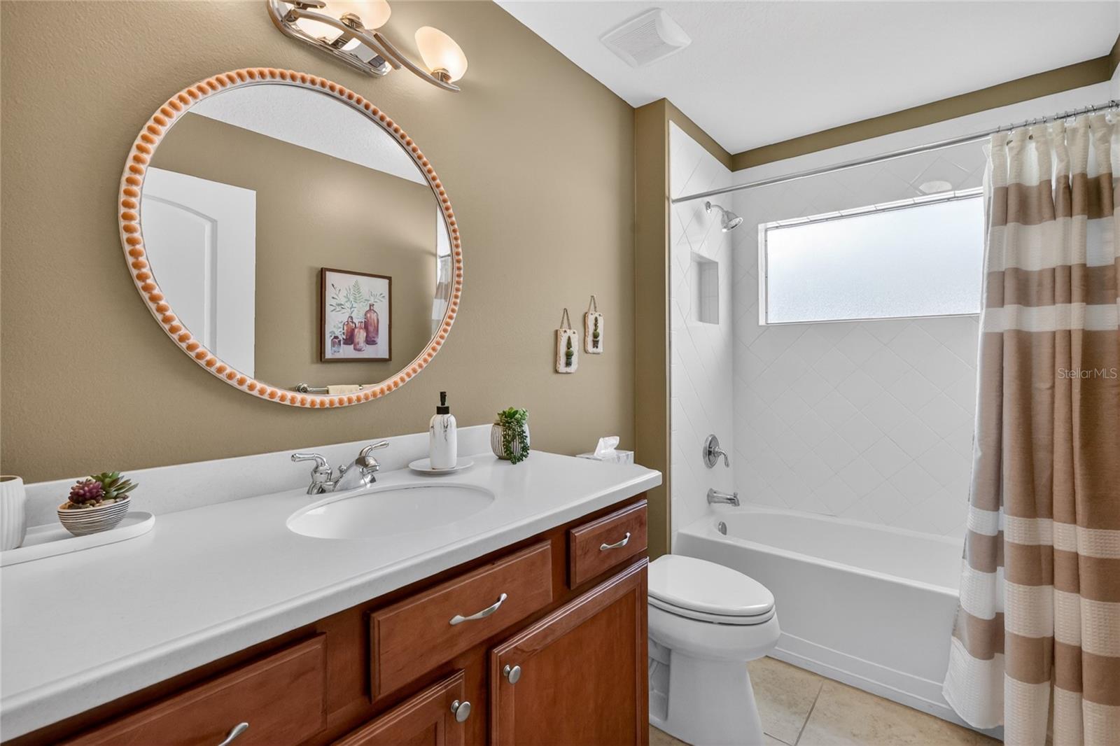 2327 WAKEFIELD WAY, MOUNT DORA, FL, 32757