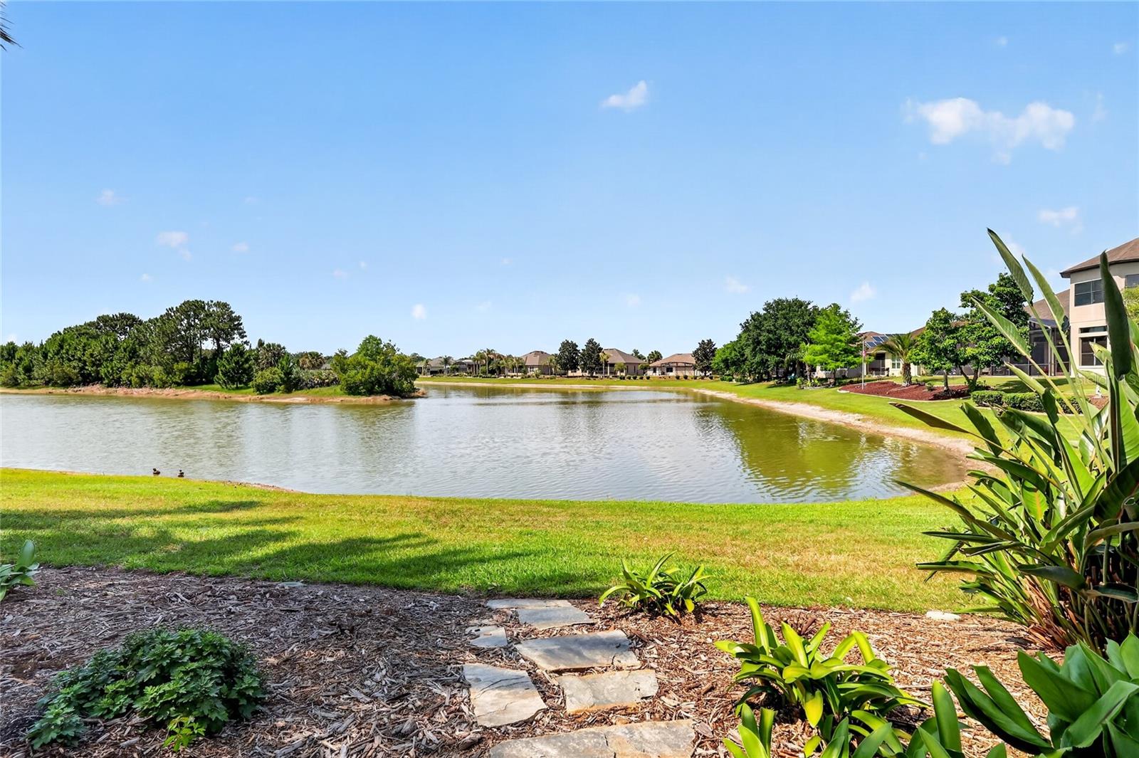 2327 WAKEFIELD WAY, MOUNT DORA, FL, 32757