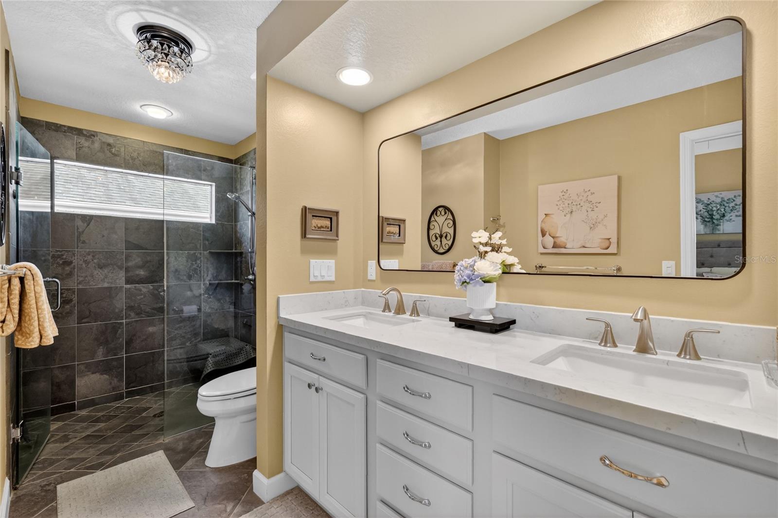 2327 WAKEFIELD WAY, MOUNT DORA, FL, 32757