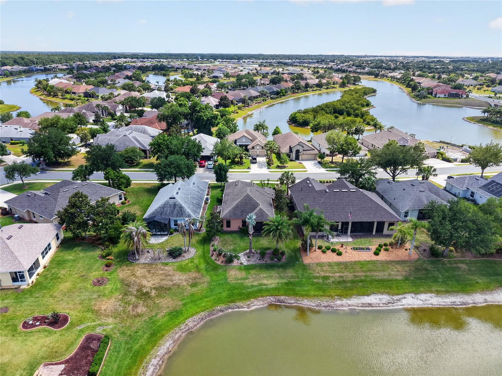 2327 WAKEFIELD WAY, MOUNT DORA, FL, 32757