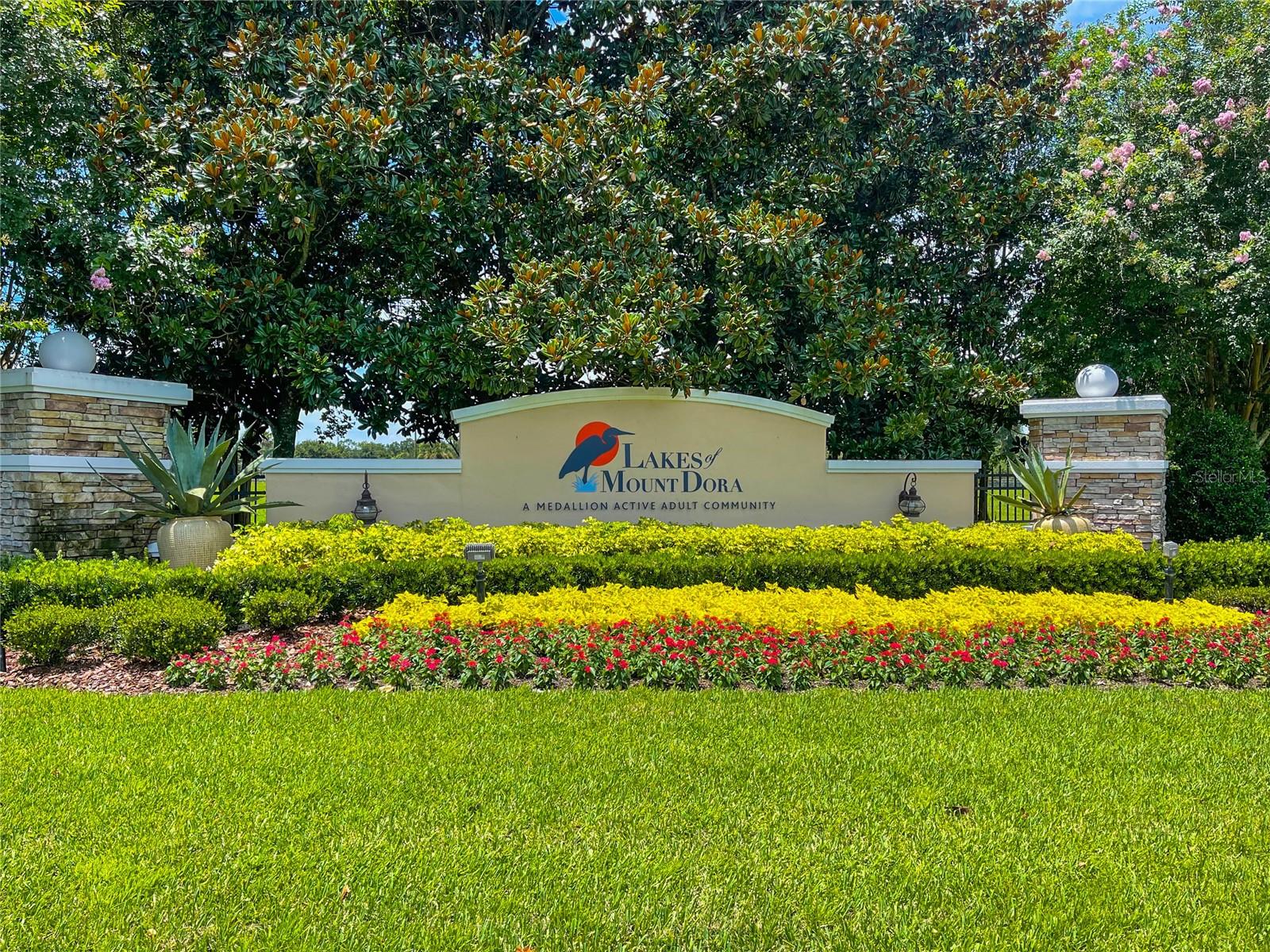 2327 WAKEFIELD WAY, MOUNT DORA, FL, 32757