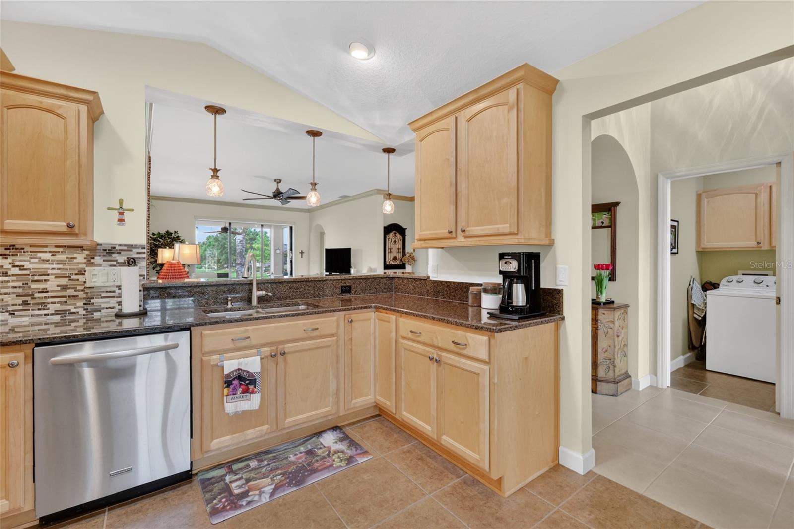 2327 WAKEFIELD WAY, MOUNT DORA, FL, 32757
