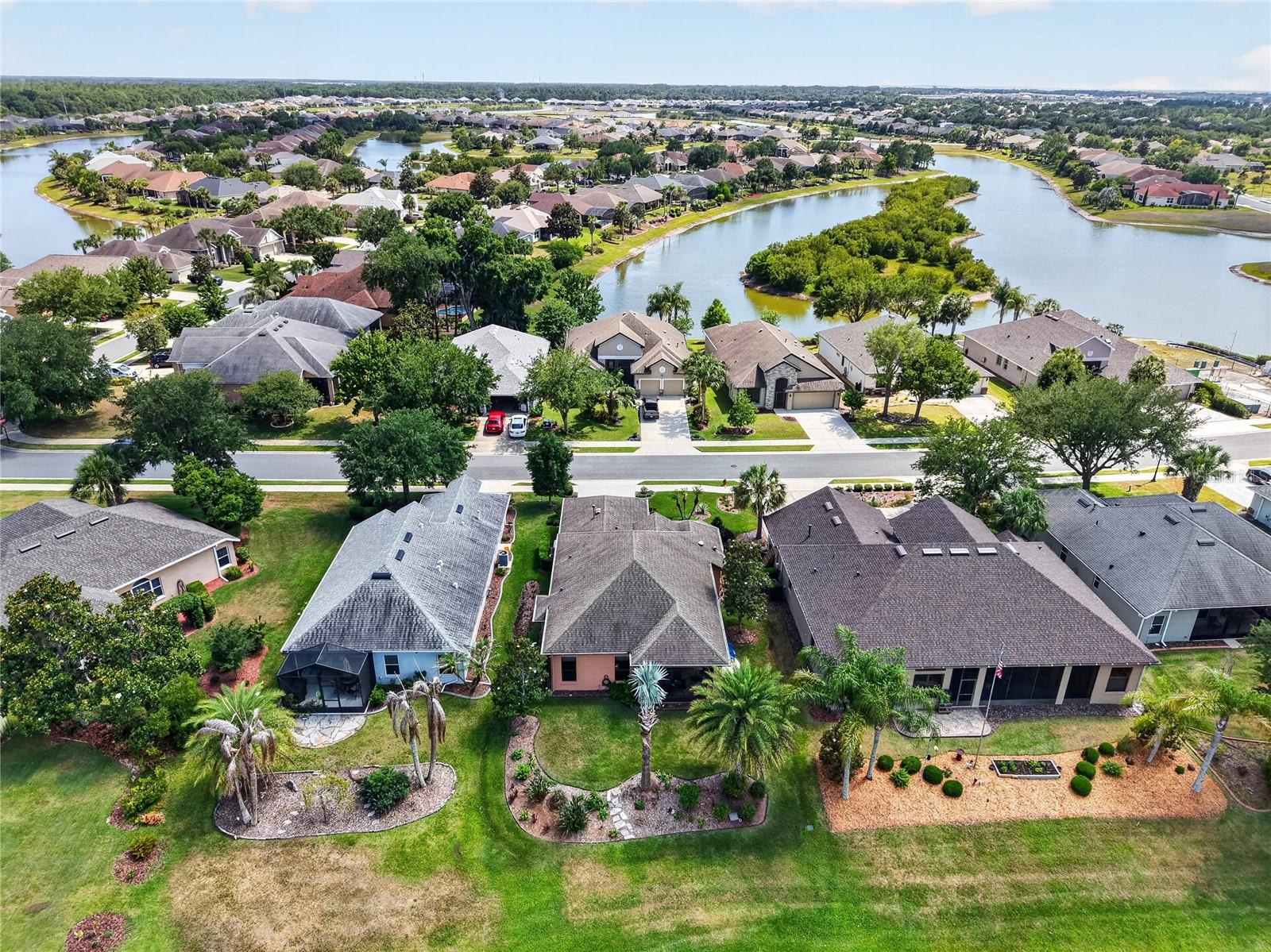 2327 WAKEFIELD WAY, MOUNT DORA, FL, 32757