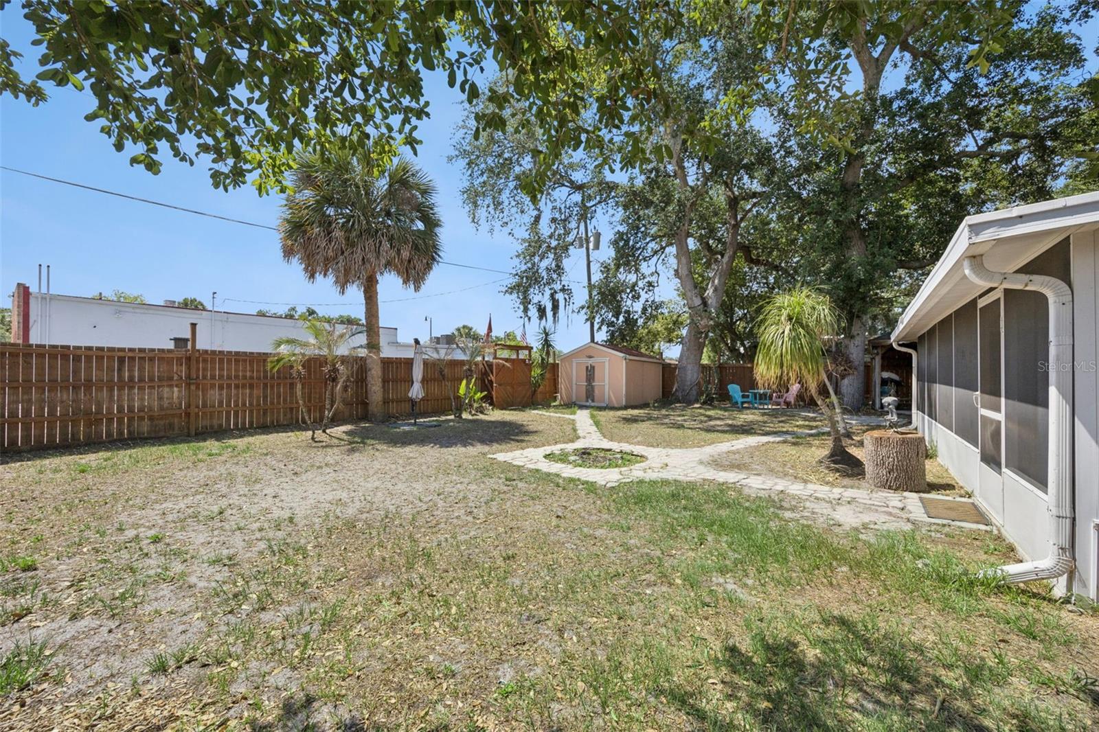 1020 S LAUREL AVE, SANFORD, FL, 32771