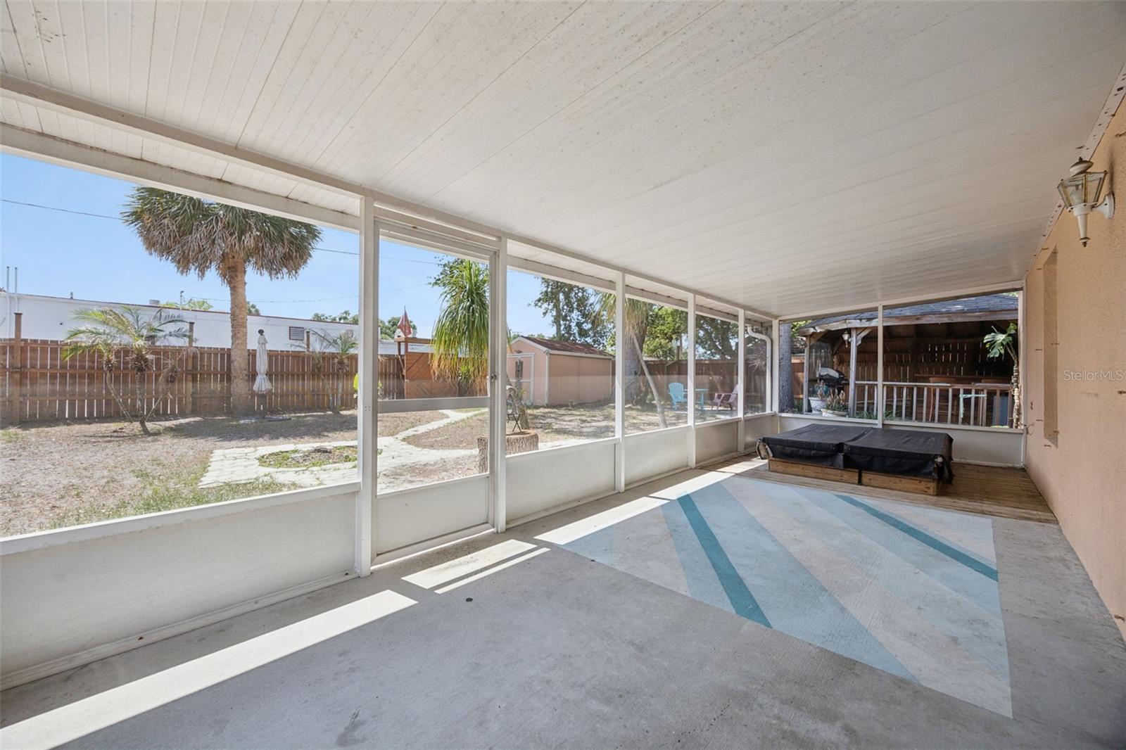 1020 S LAUREL AVE, SANFORD, FL, 32771