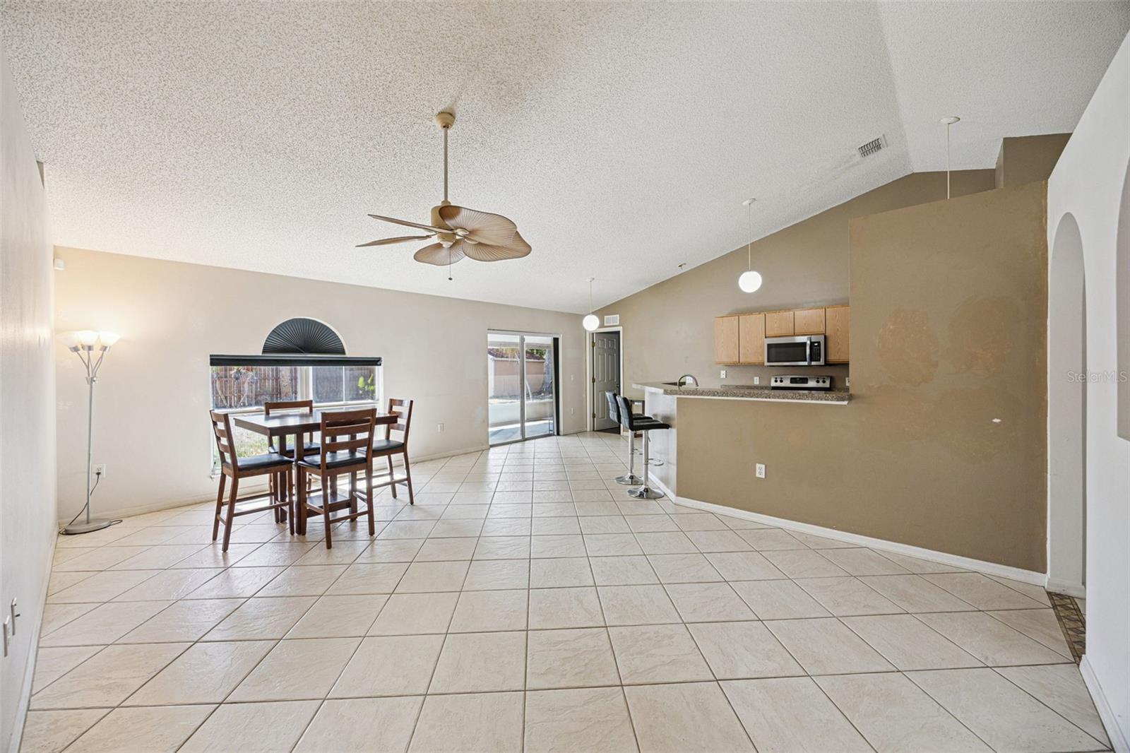 1020 S LAUREL AVE, SANFORD, FL, 32771