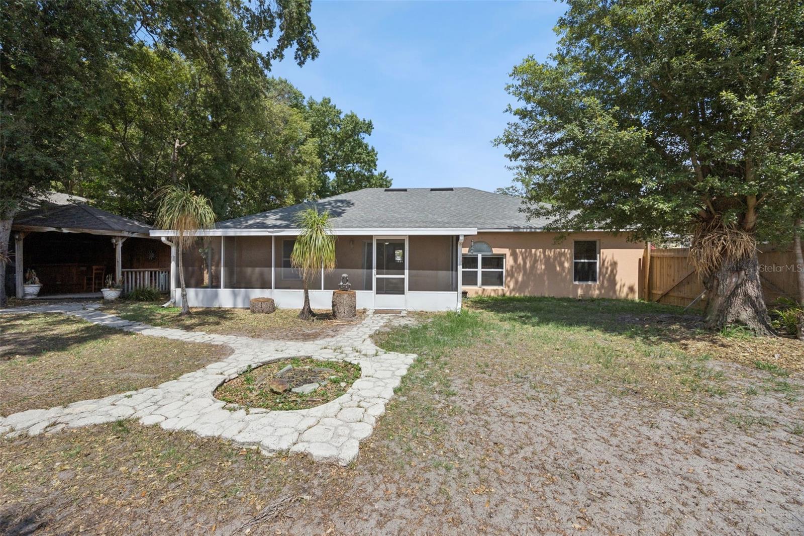 1020 S LAUREL AVE, SANFORD, FL, 32771