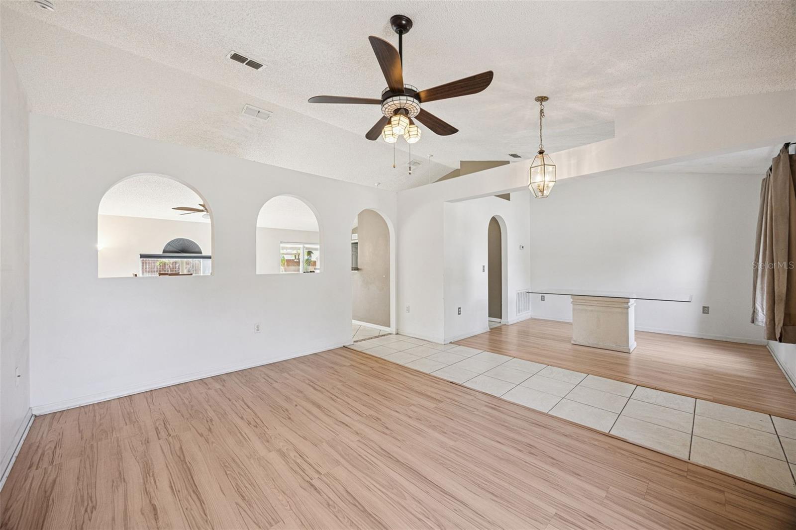 1020 S LAUREL AVE, SANFORD, FL, 32771