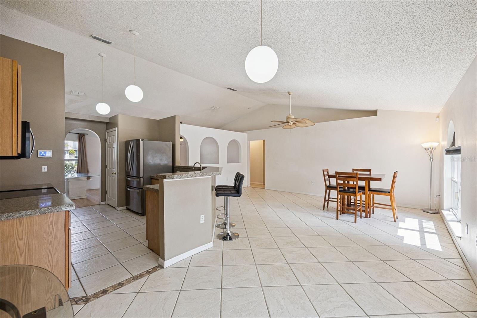 1020 S LAUREL AVE, SANFORD, FL, 32771