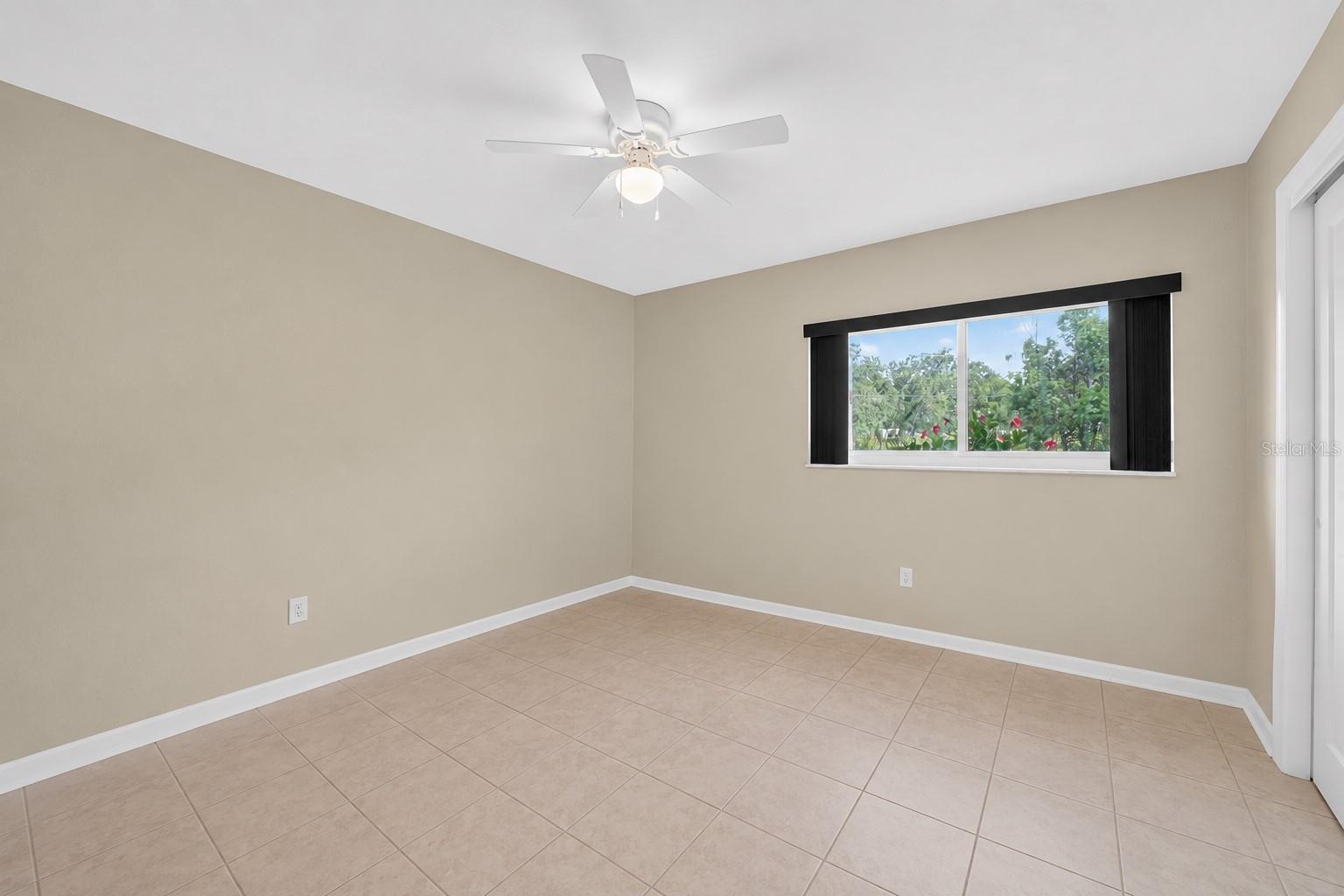 2710 WESTSIDE DR, LEESBURG, FL, 34748