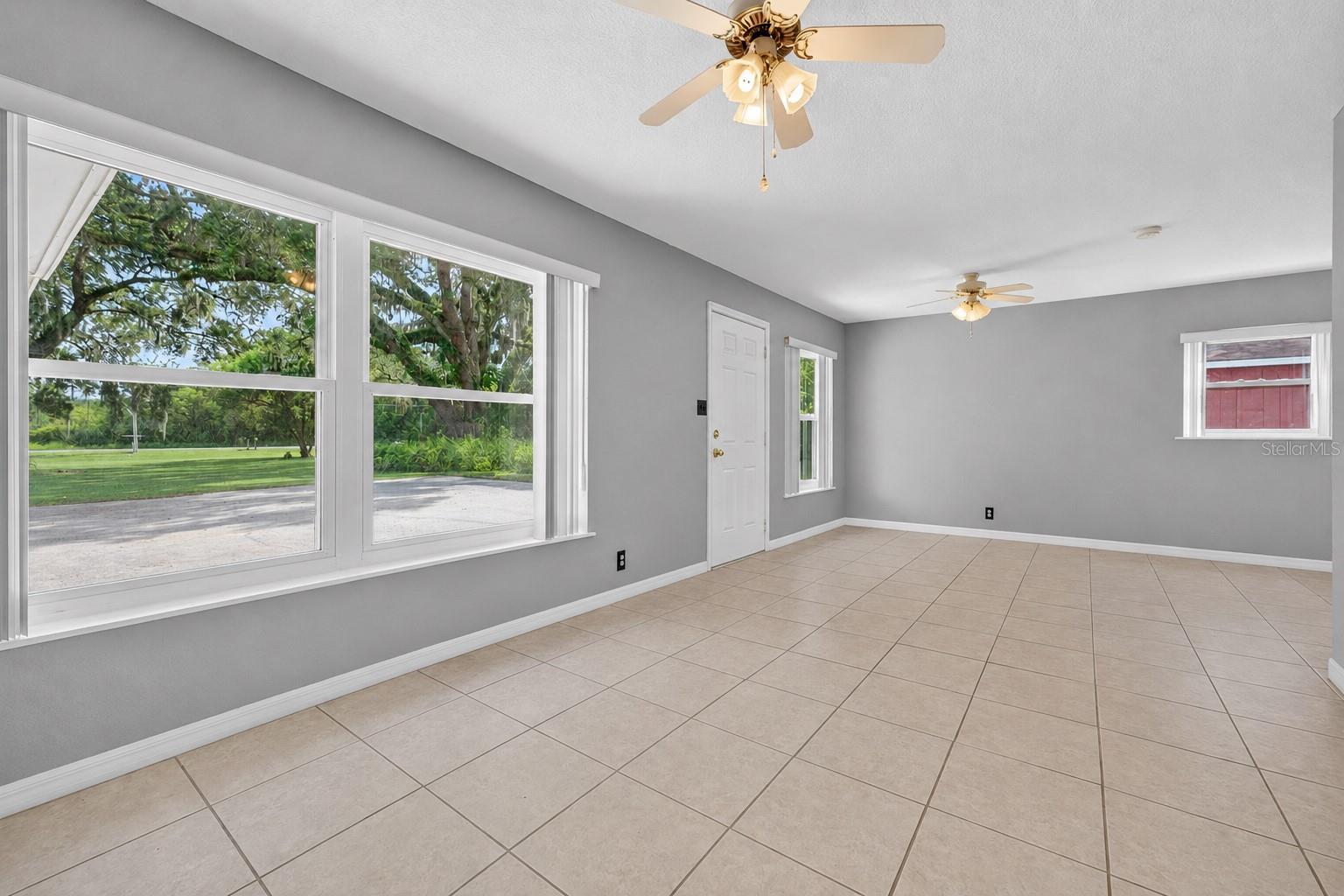 2710 WESTSIDE DR, LEESBURG, FL, 34748