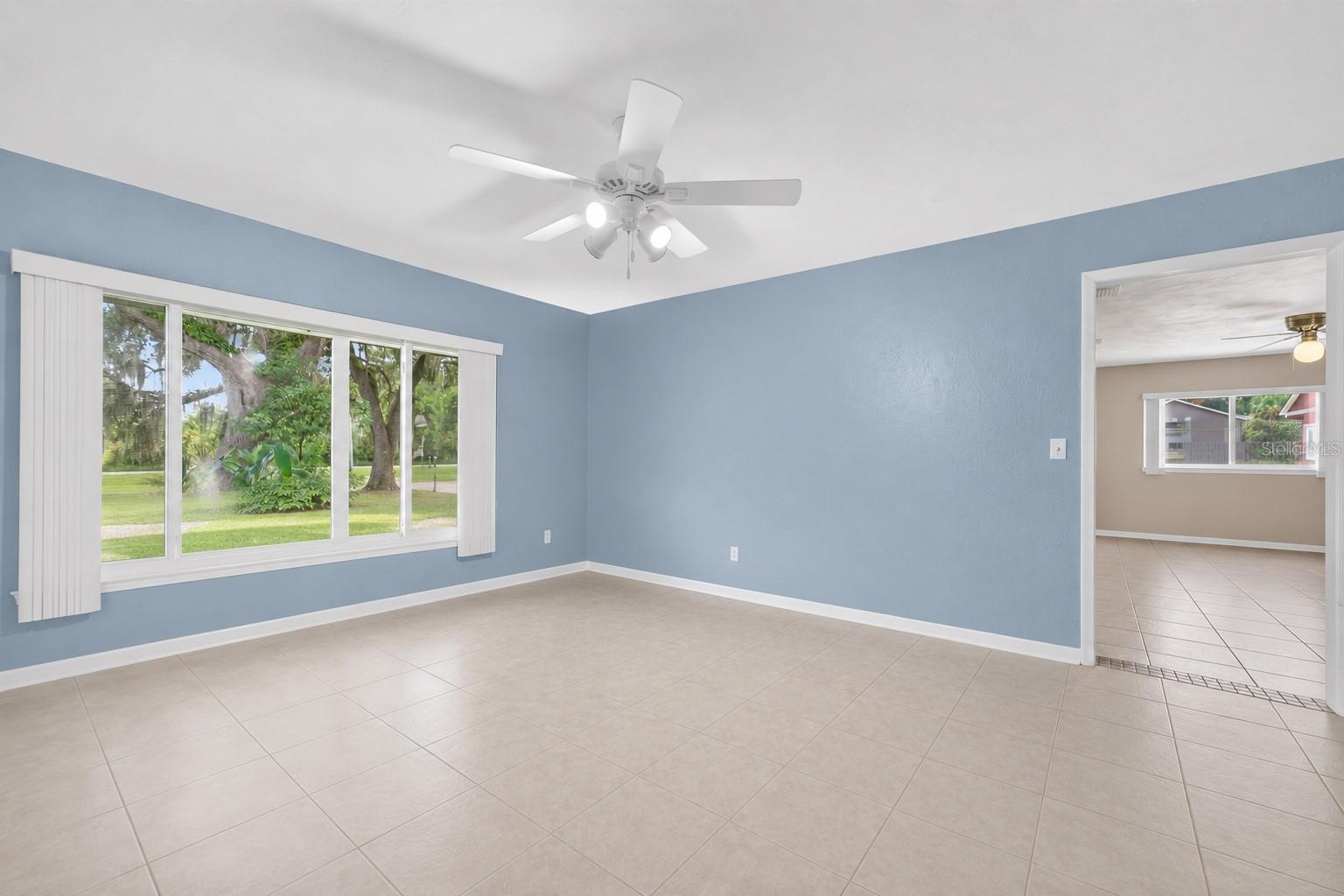 2710 WESTSIDE DR, LEESBURG, FL, 34748