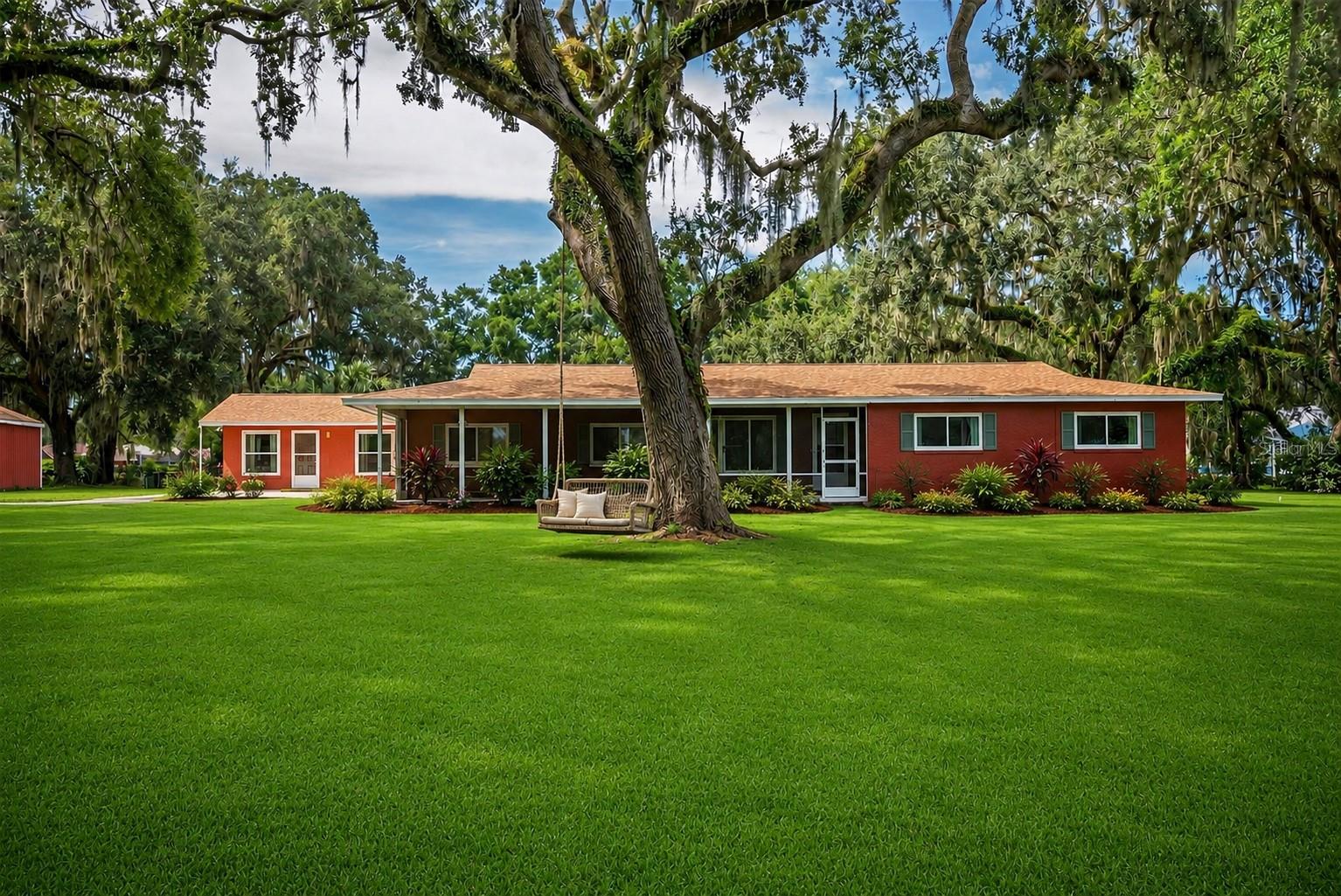 2710 WESTSIDE DR, LEESBURG, FL, 34748