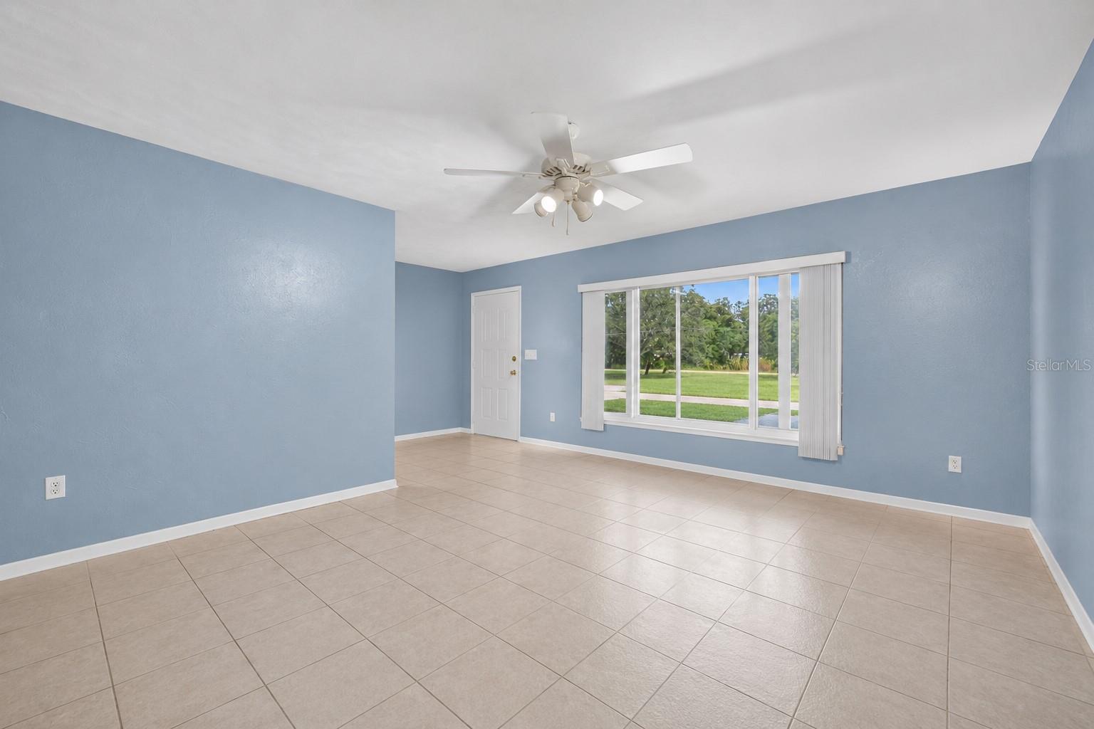 2710 WESTSIDE DR, LEESBURG, FL, 34748
