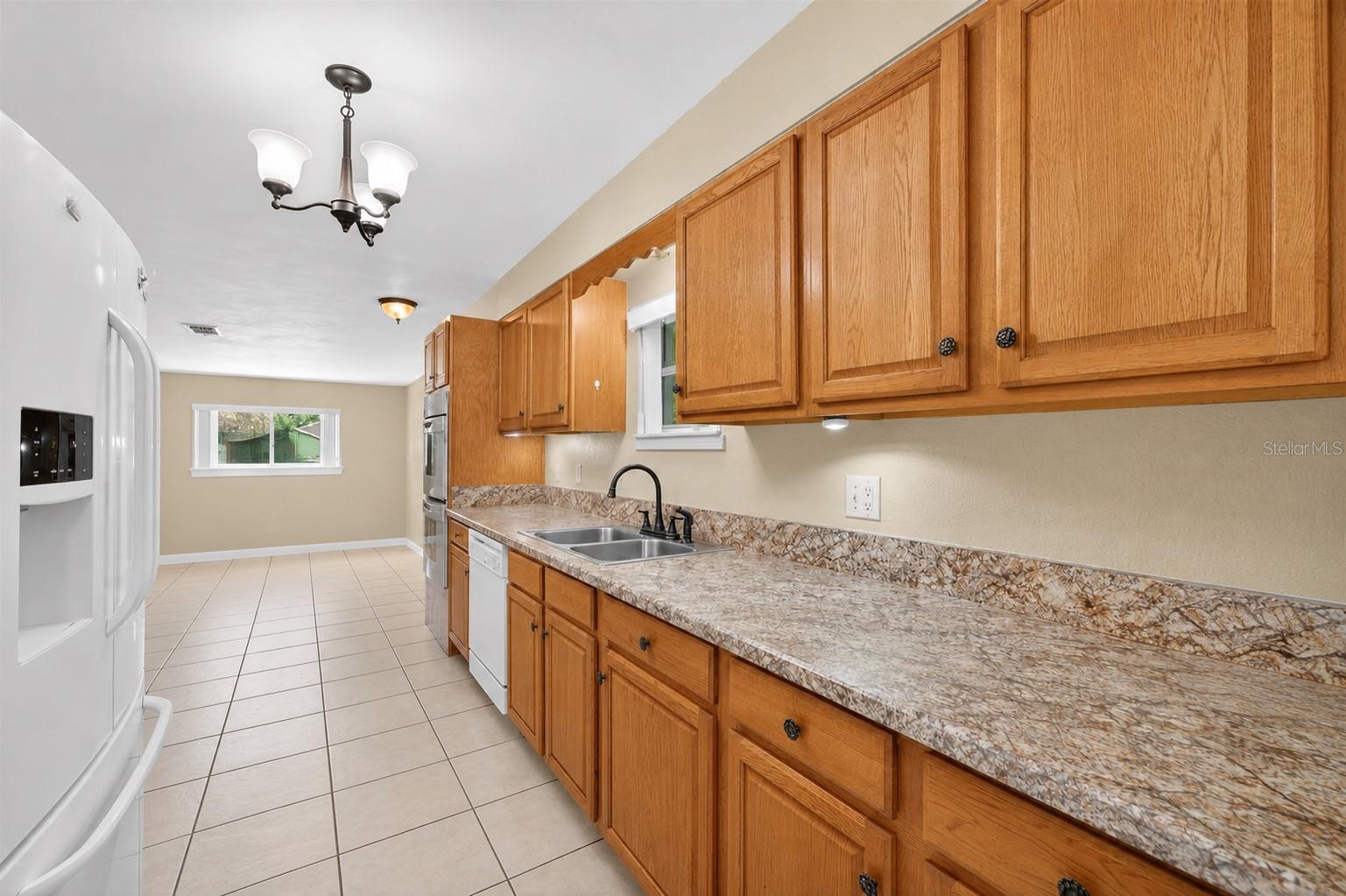 2710 WESTSIDE DR, LEESBURG, FL, 34748