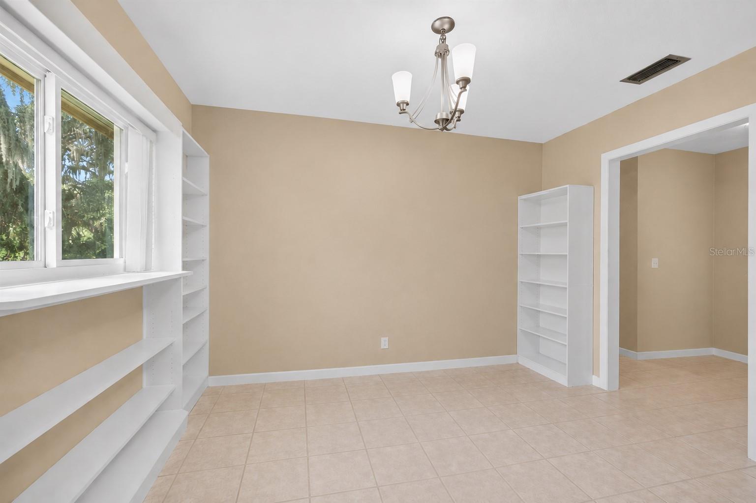 2710 WESTSIDE DR, LEESBURG, FL, 34748