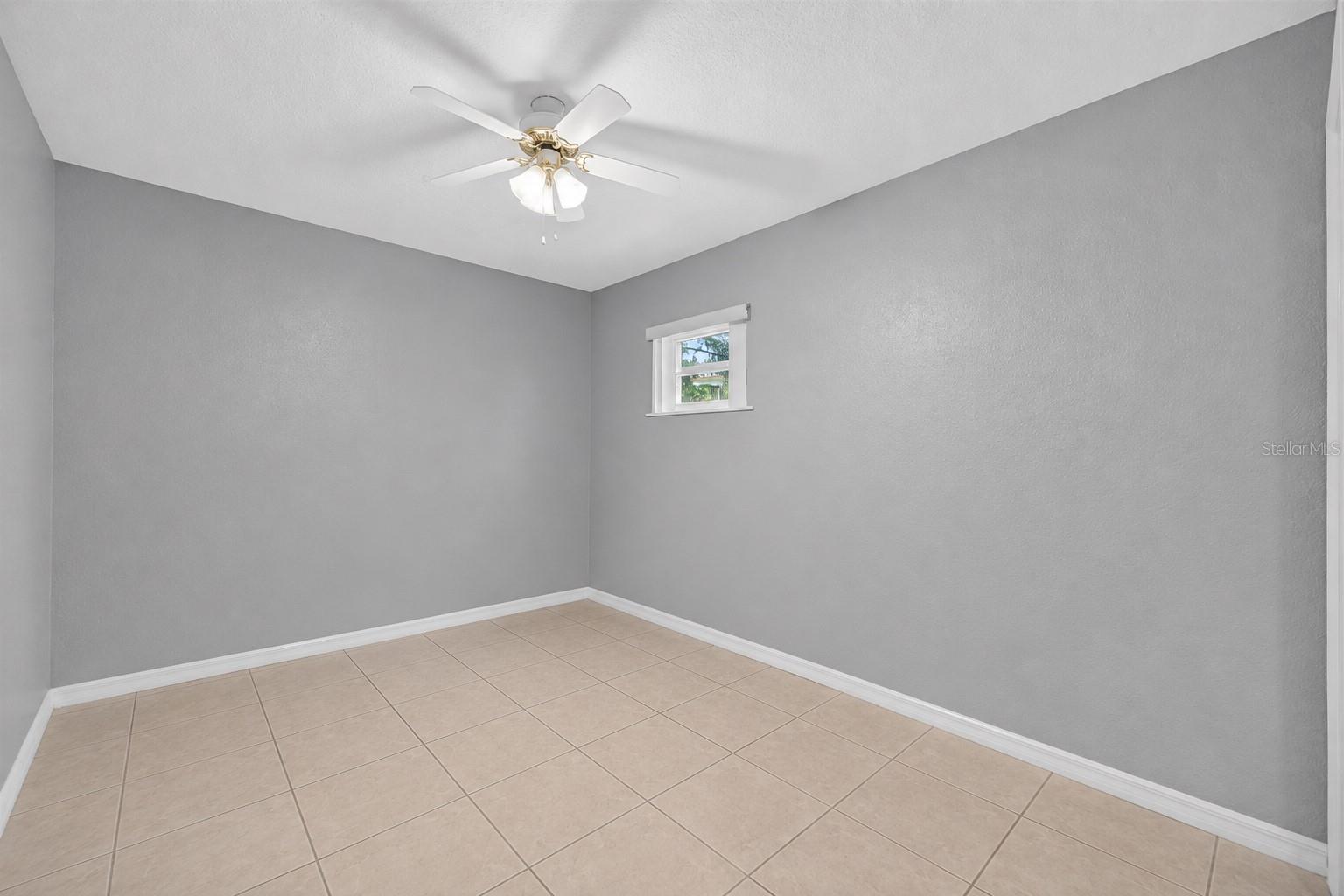 2710 WESTSIDE DR, LEESBURG, FL, 34748