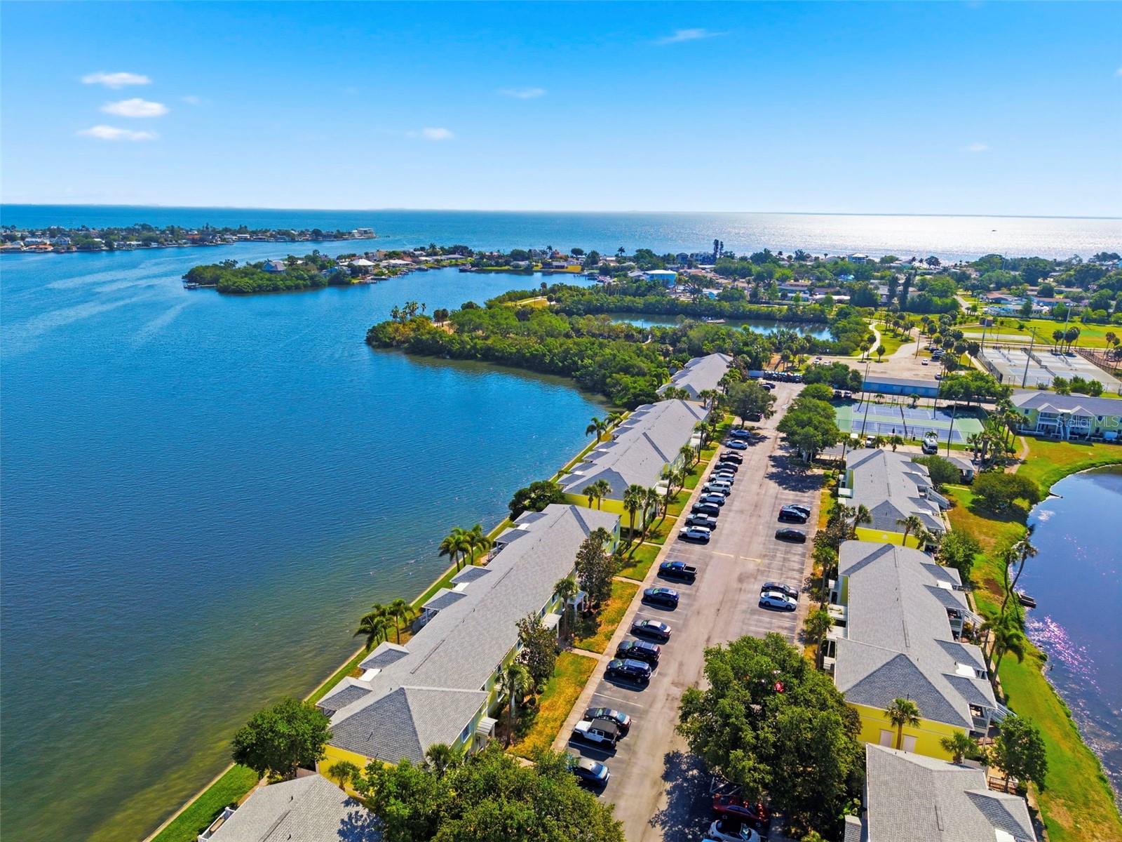201 POMPANO DR SE #C furnished, ST PETERSBURG, FL, 33705