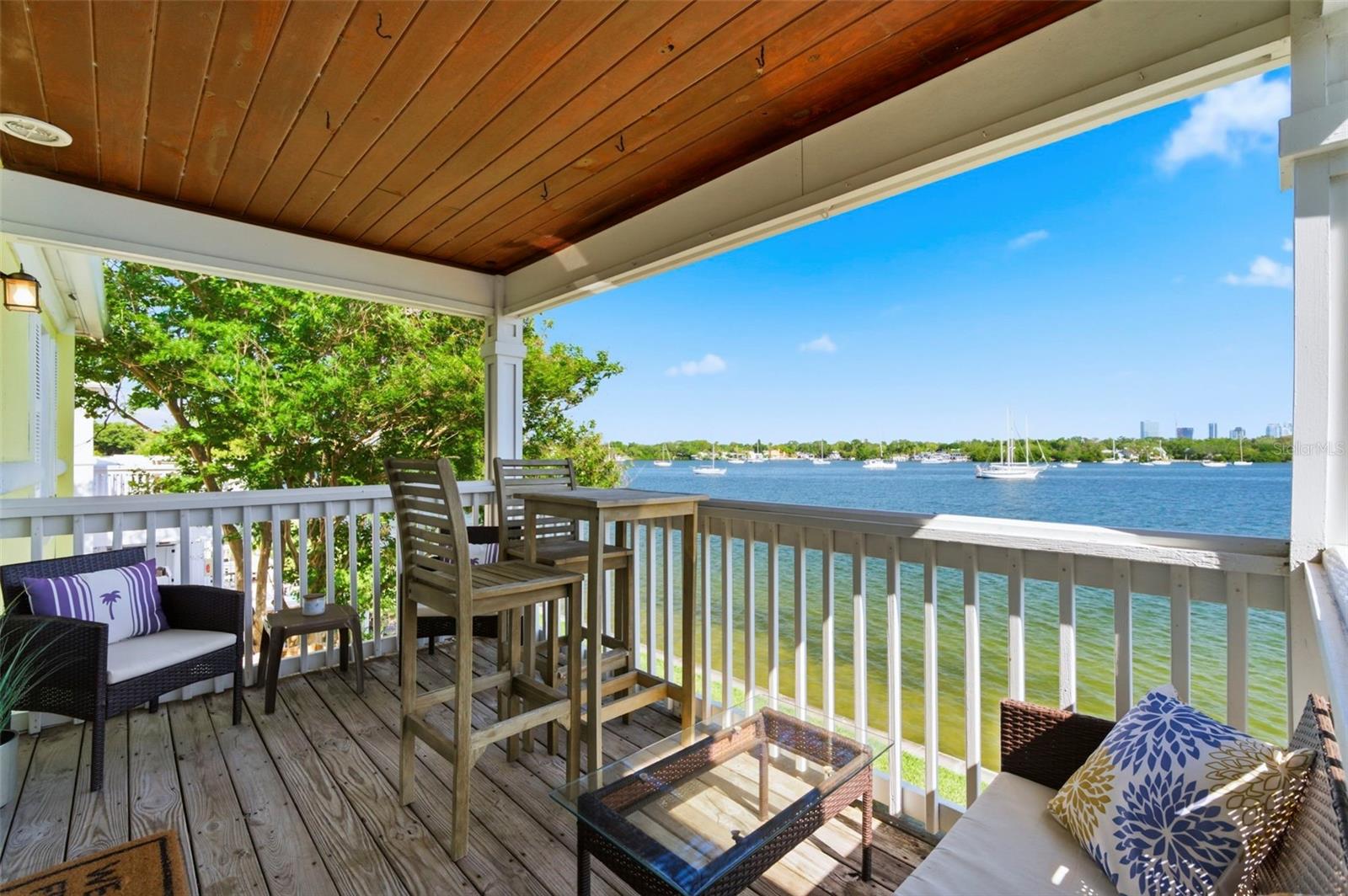 201 POMPANO DR SE #C furnished, ST PETERSBURG, FL, 33705