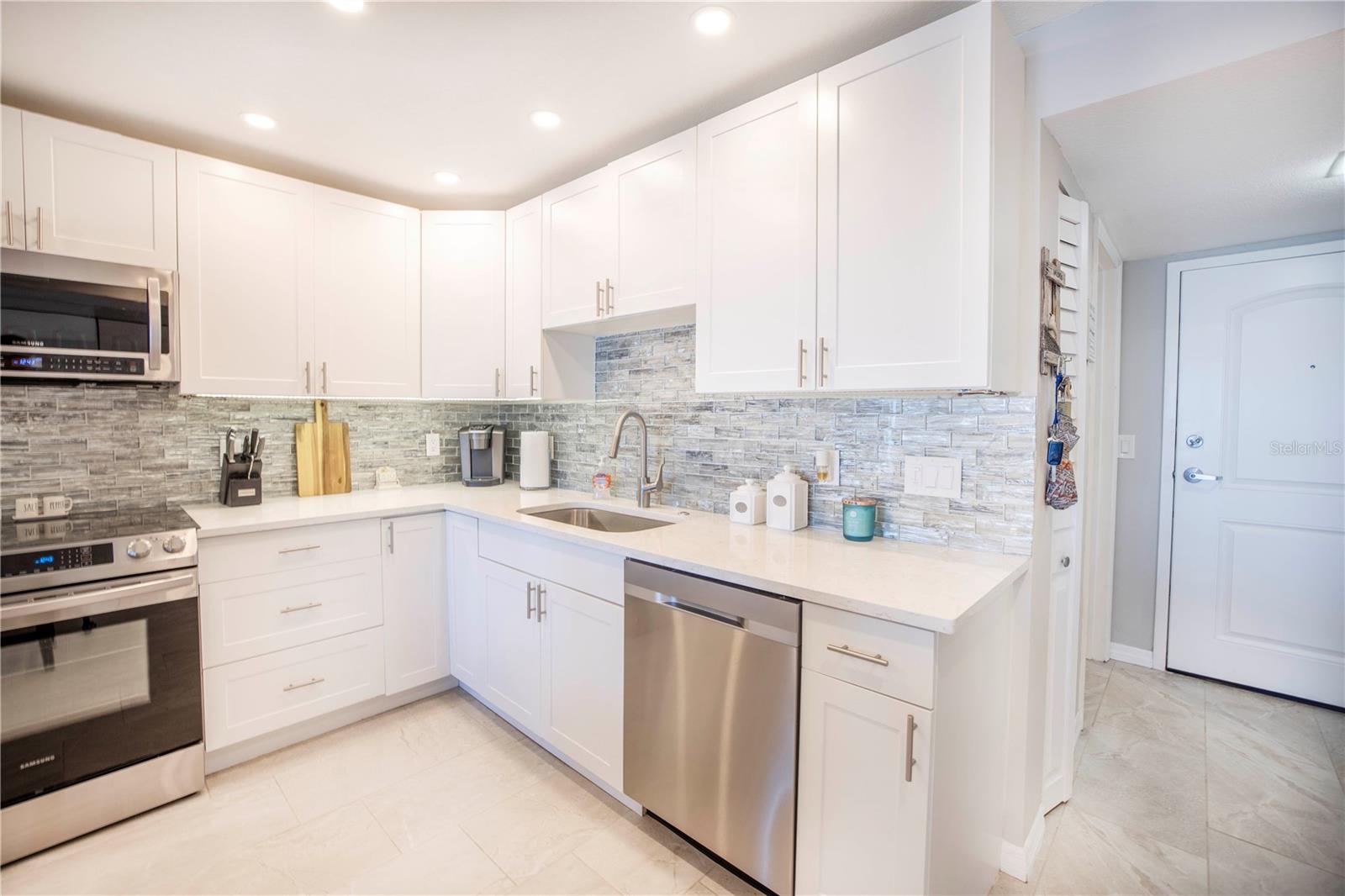 7300 SUN ISLAND DR S #602, SOUTH PASADENA, FL, 33707