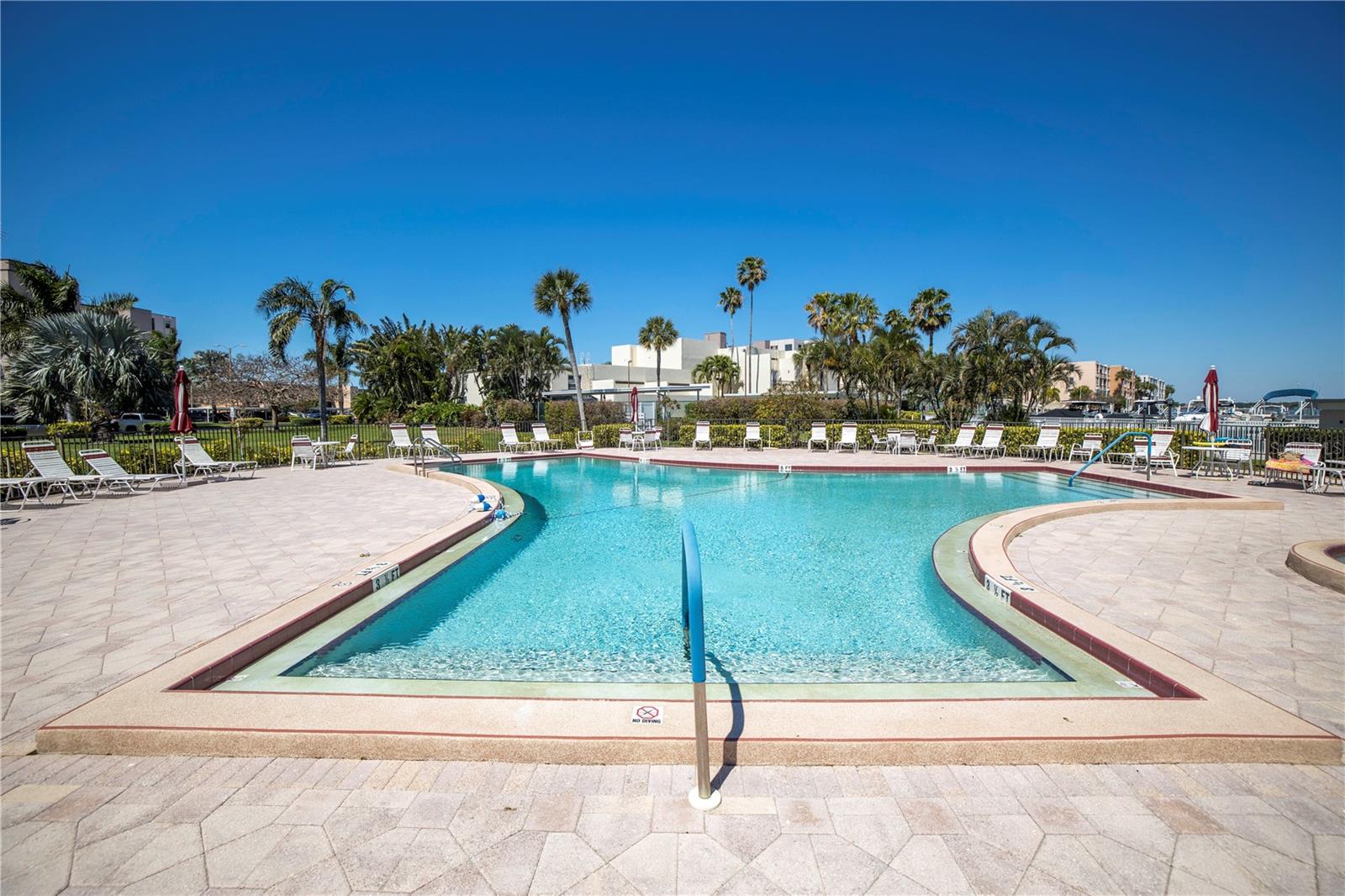 7300 SUN ISLAND DR S #602, SOUTH PASADENA, FL, 33707