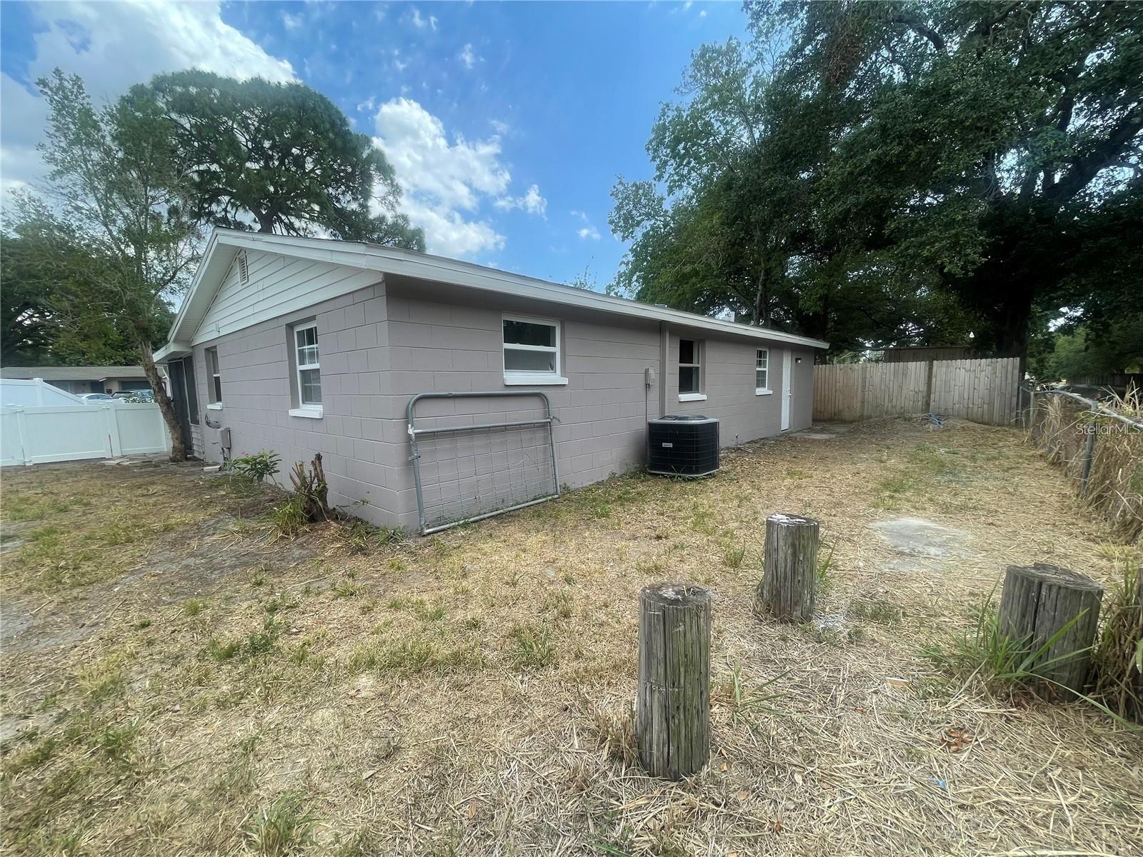 5891 93RD AVE N, PINELLAS PARK, FL, 33782