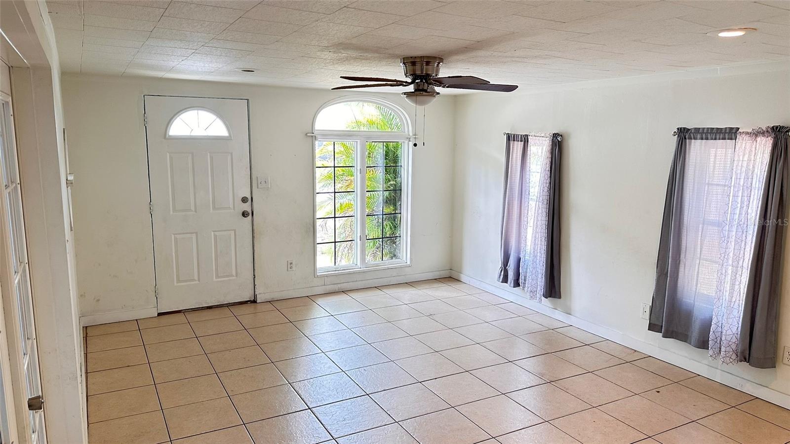 5891 93RD AVE N, PINELLAS PARK, FL, 33782