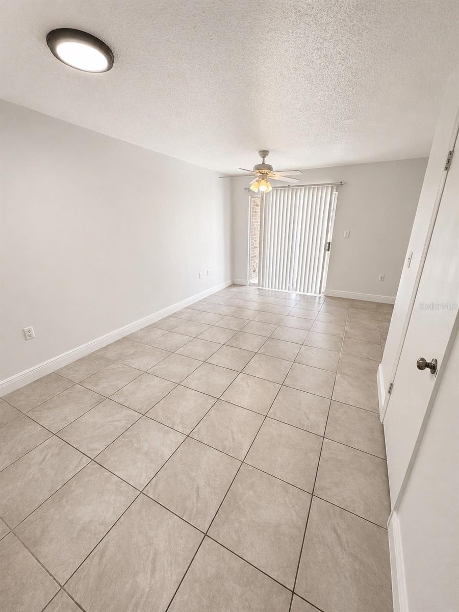 1181-1181 BENTLEY RD #4, LEESBURG, FL, 34748