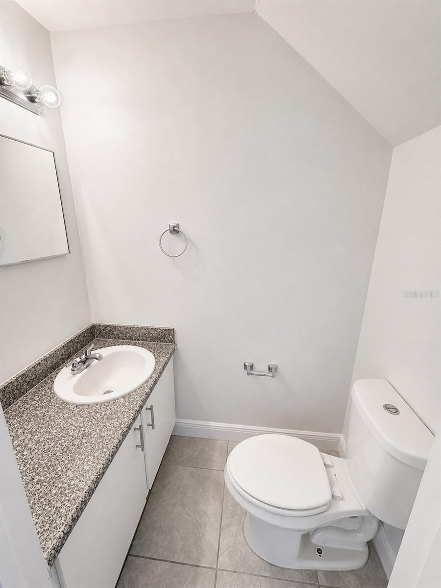 1181-1181 BENTLEY RD #4, LEESBURG, FL, 34748