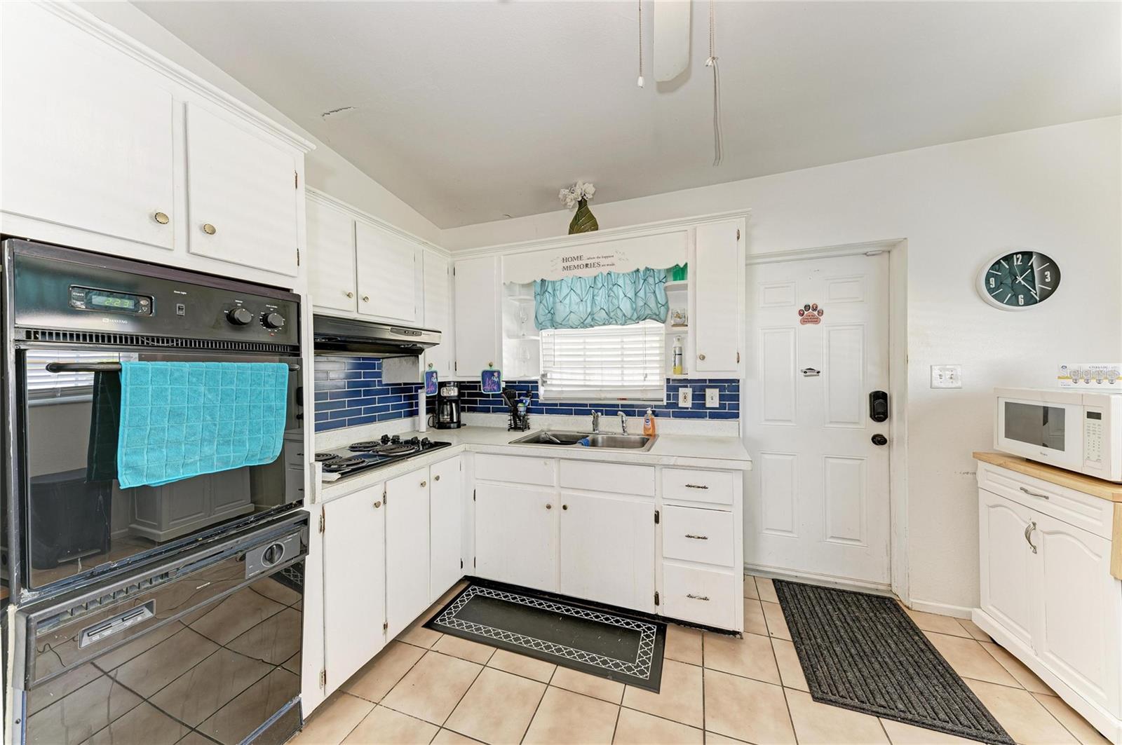 2564 WOOD ST, SARASOTA, FL, 34237
