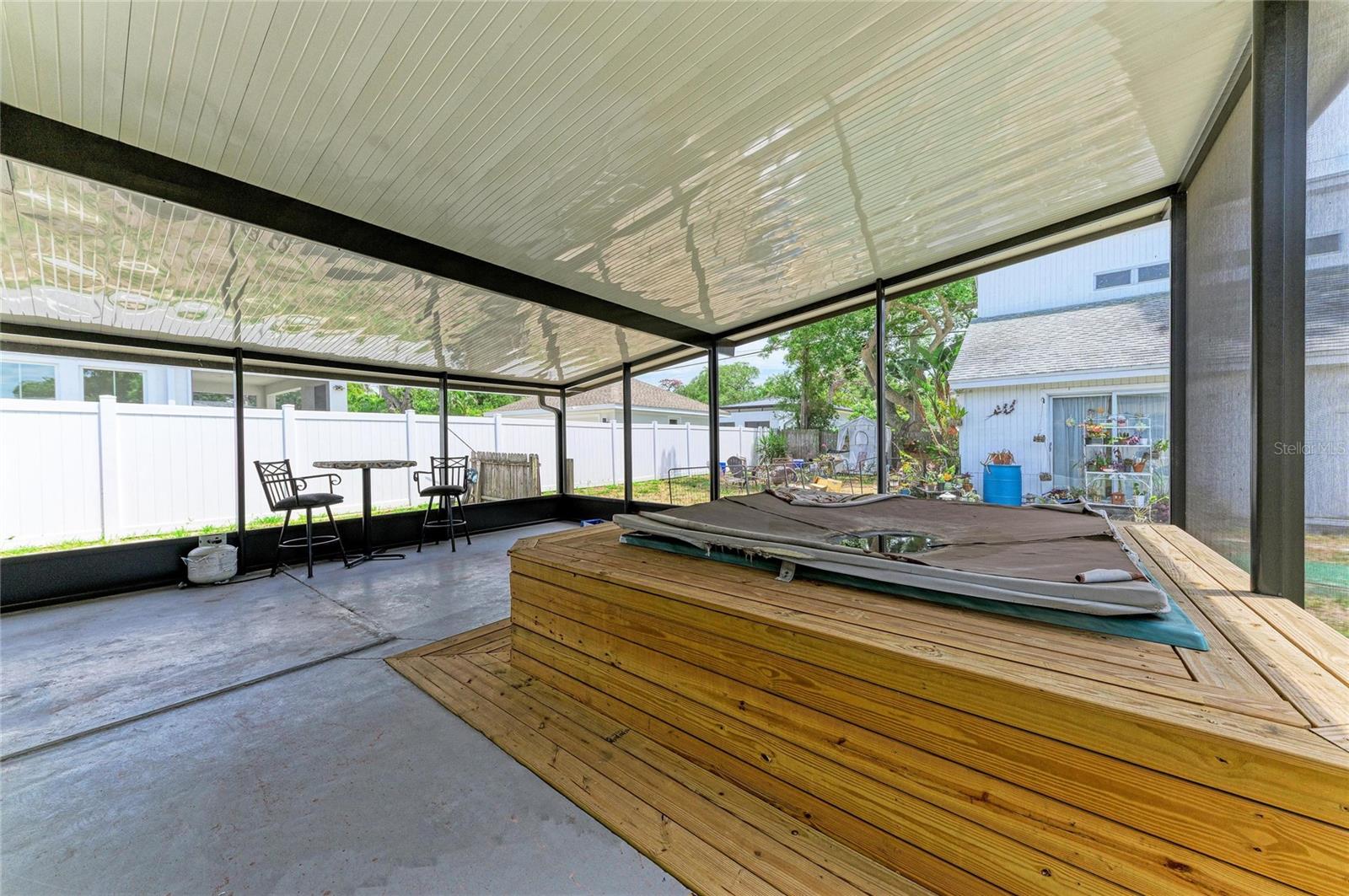 2564 WOOD ST, SARASOTA, FL, 34237